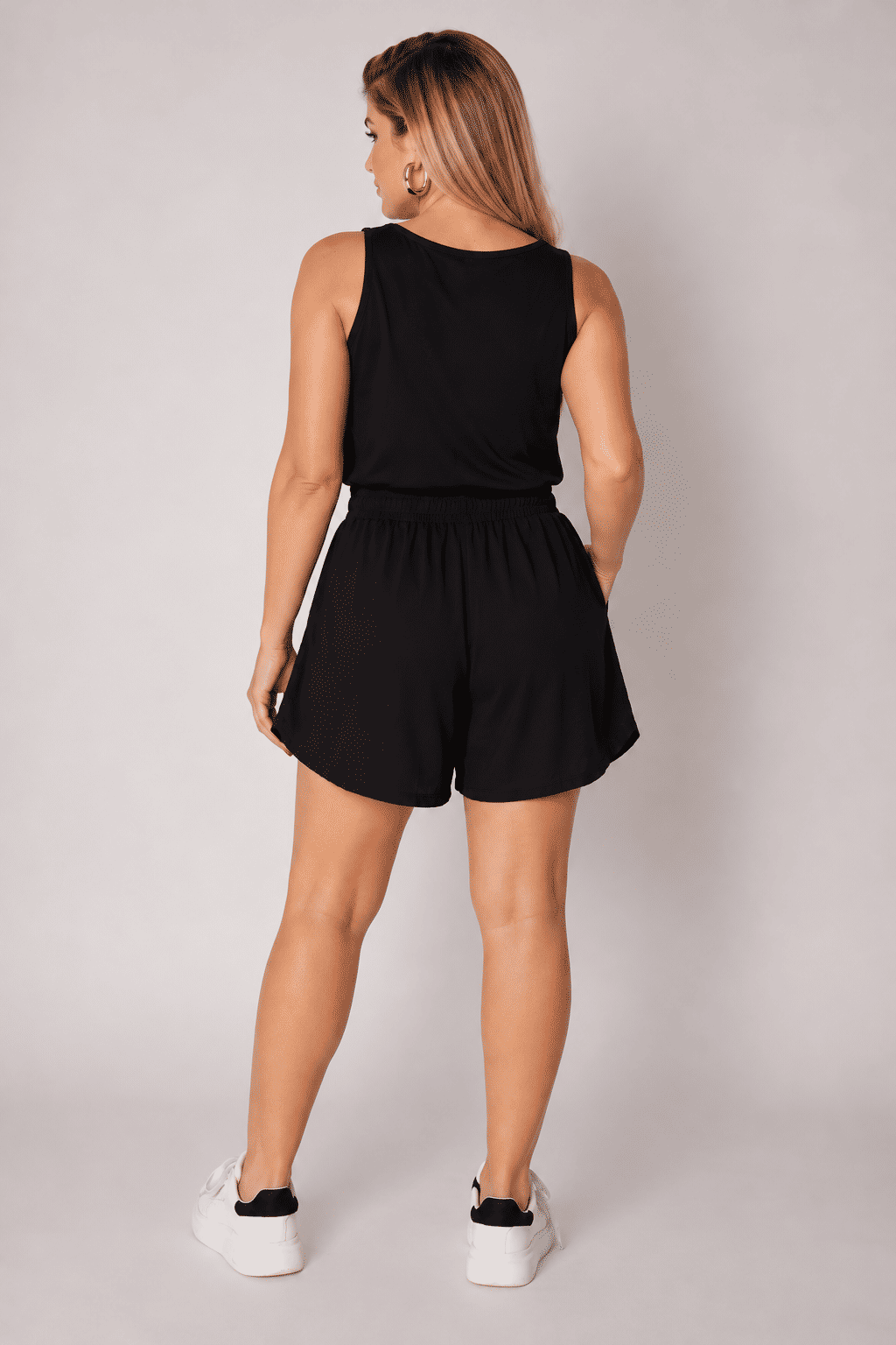 Short Heleni Preto