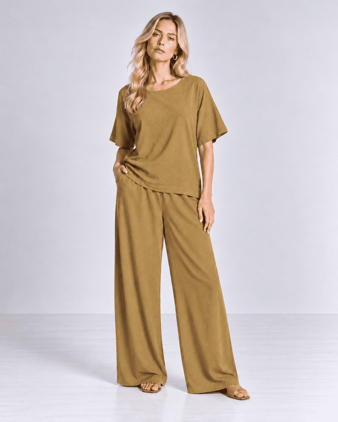 Calça Leonor Ocre Calça Leonor Ocre