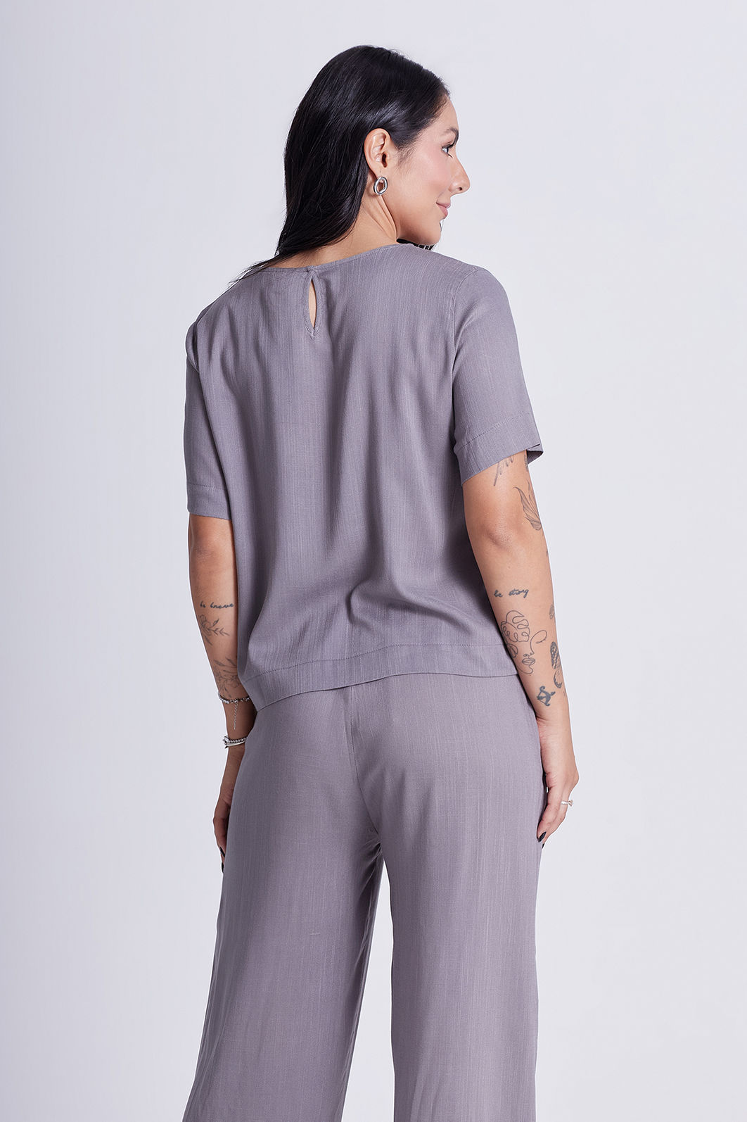 Conjunto Chloe Cinza Mineral - 2 Peças Conjunto Chloe Cinza Mineral - 2 Peças