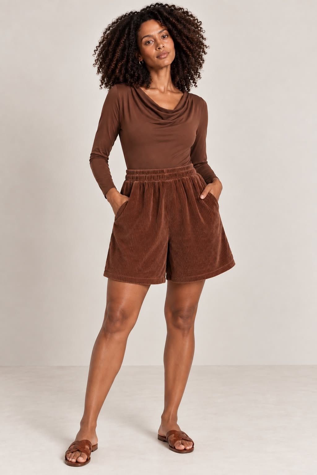Short Paula Chocolate Short Paula Chocolate