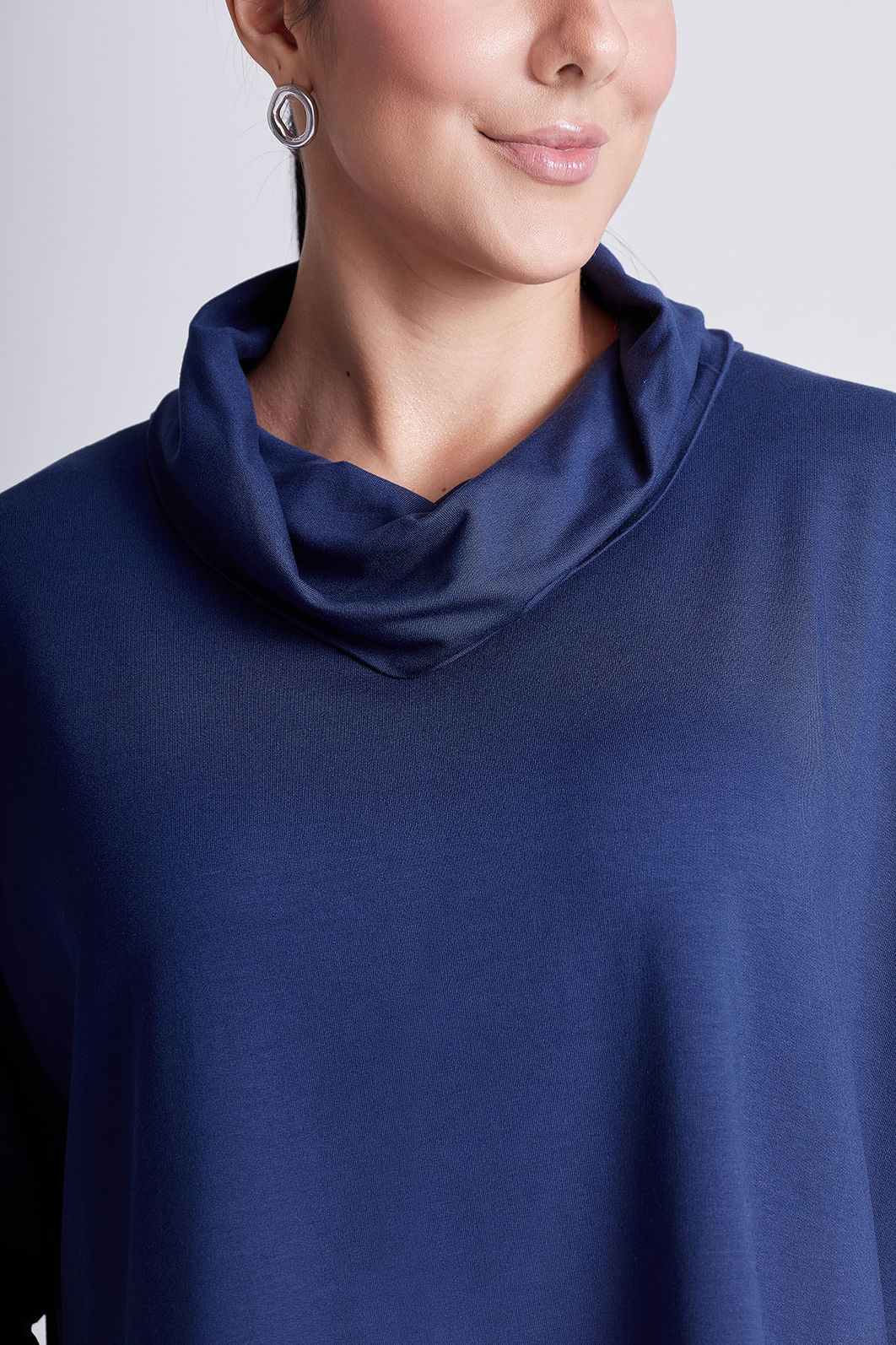 Blusa Agatha Azul Marinho Blusa Agatha Azul Marinho