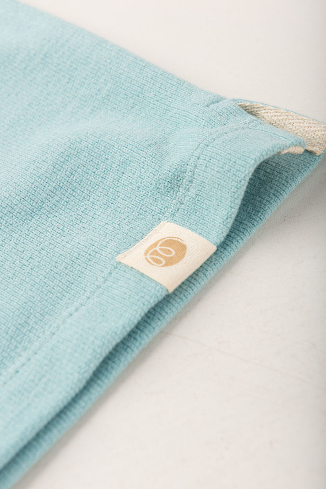 Combo 2 Blusas - Blusa Henley Com Botões Verde Acqua  + Blusa Moletom Duo Listrado/Off Combo 2 Blusas - Blusa Henley Com Botões Verde Acqua  + Blusa Moletom Duo Listrado/Off