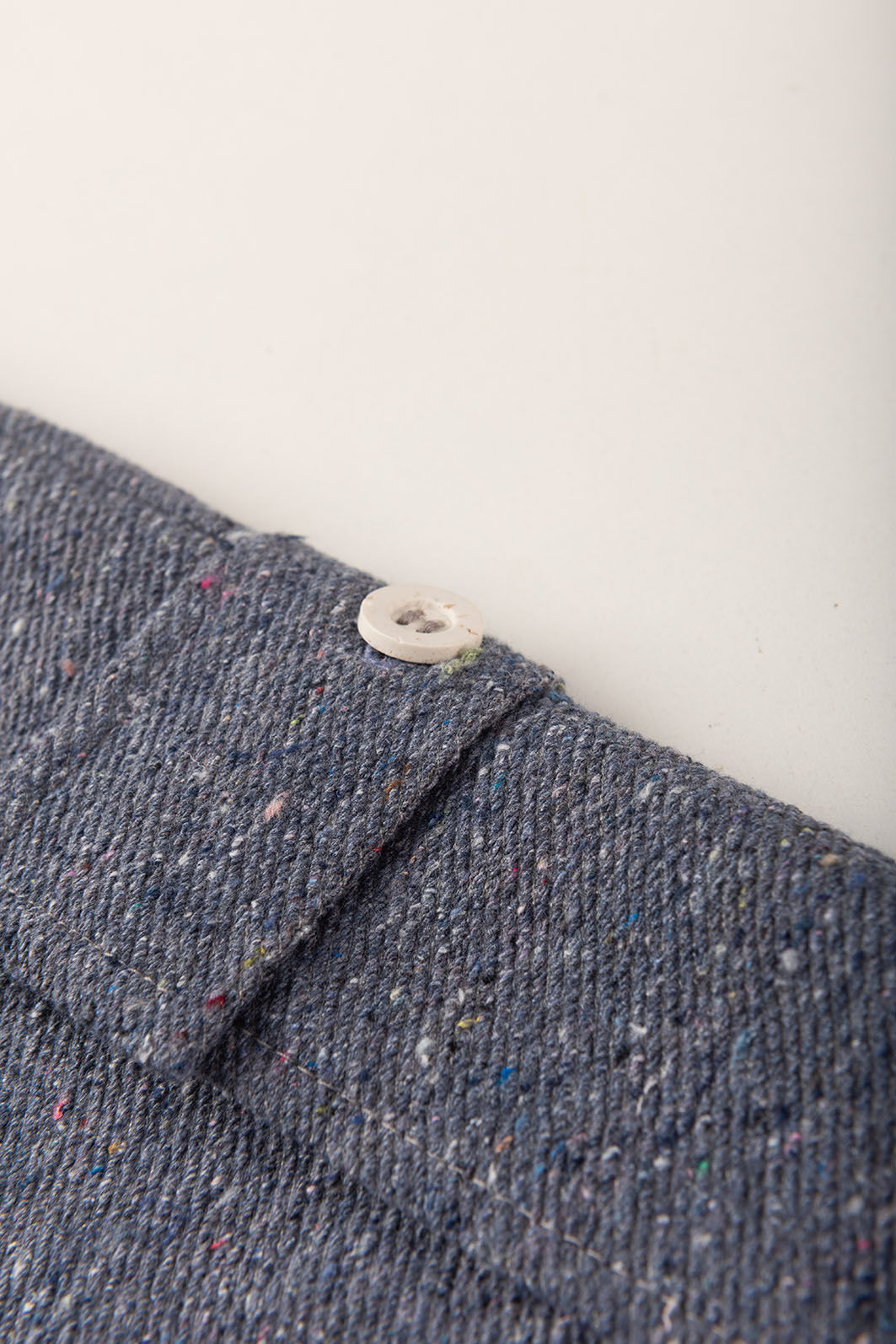 Conjunto Infantil Menino de Camiseta Longa e Calça Jogger - Listrado Off-Bege / Azul Jeans