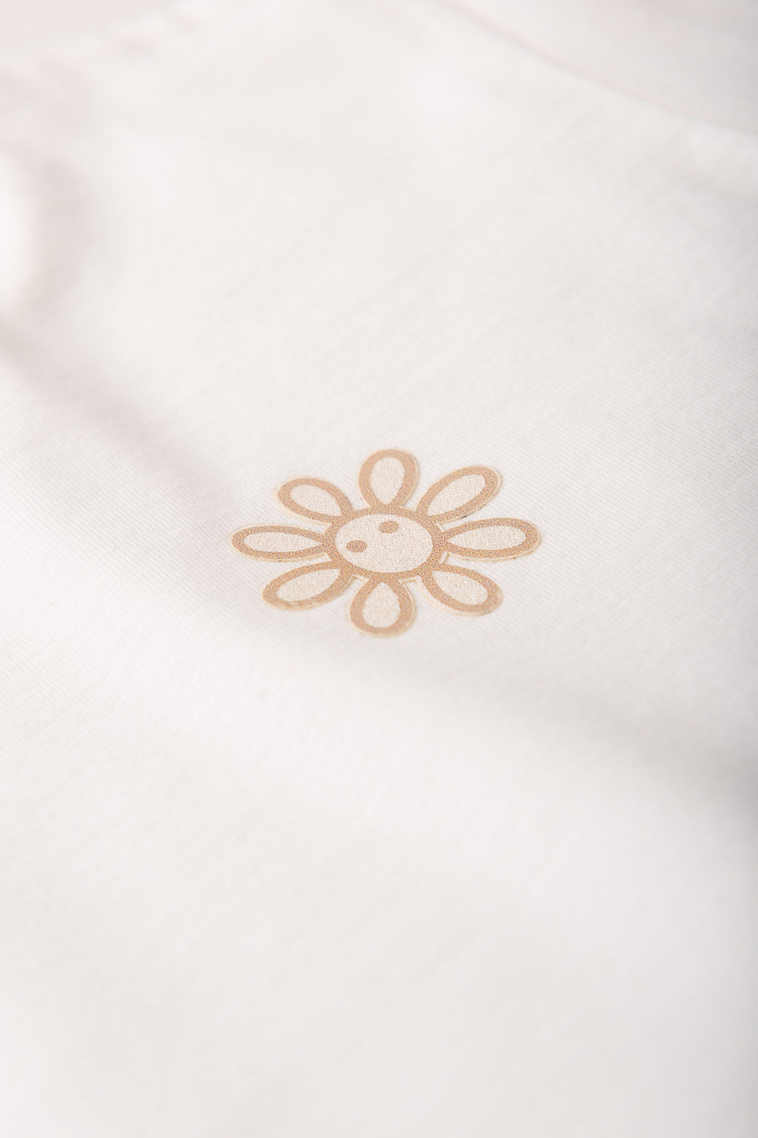 Conjunto Menina Blusa Box Manga Curta Off Natural e Saia com Shorts Verde Folha Conjunto Menina Blusa Box Manga Curta Off Natural e Saia com Shorts Verde Folha