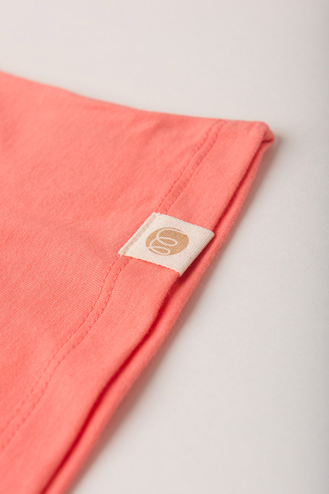 Conjunto Menina Blusa Manga Japonesa Rosa Coral e Shorts Saia Rosa Coral Conjunto Menina Blusa Manga Japonesa Rosa Coral e Shorts Saia Rosa Coral