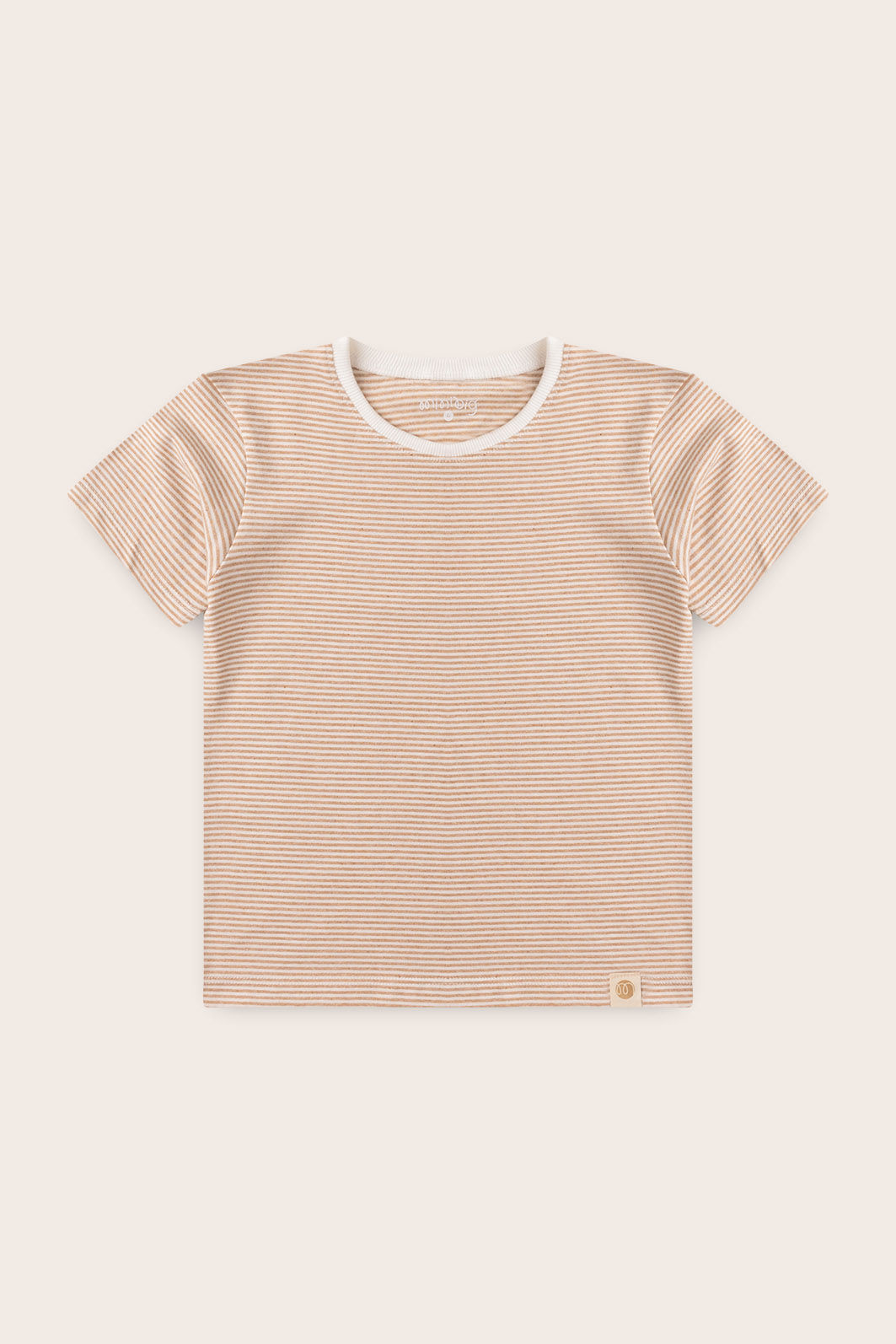 Conjunto Menino Camiseta Listrada Off - Bege e Bermuda Amarelo Âmbar Conjunto Menino Camiseta Listrada Off - Bege e Bermuda Amarelo Âmbar