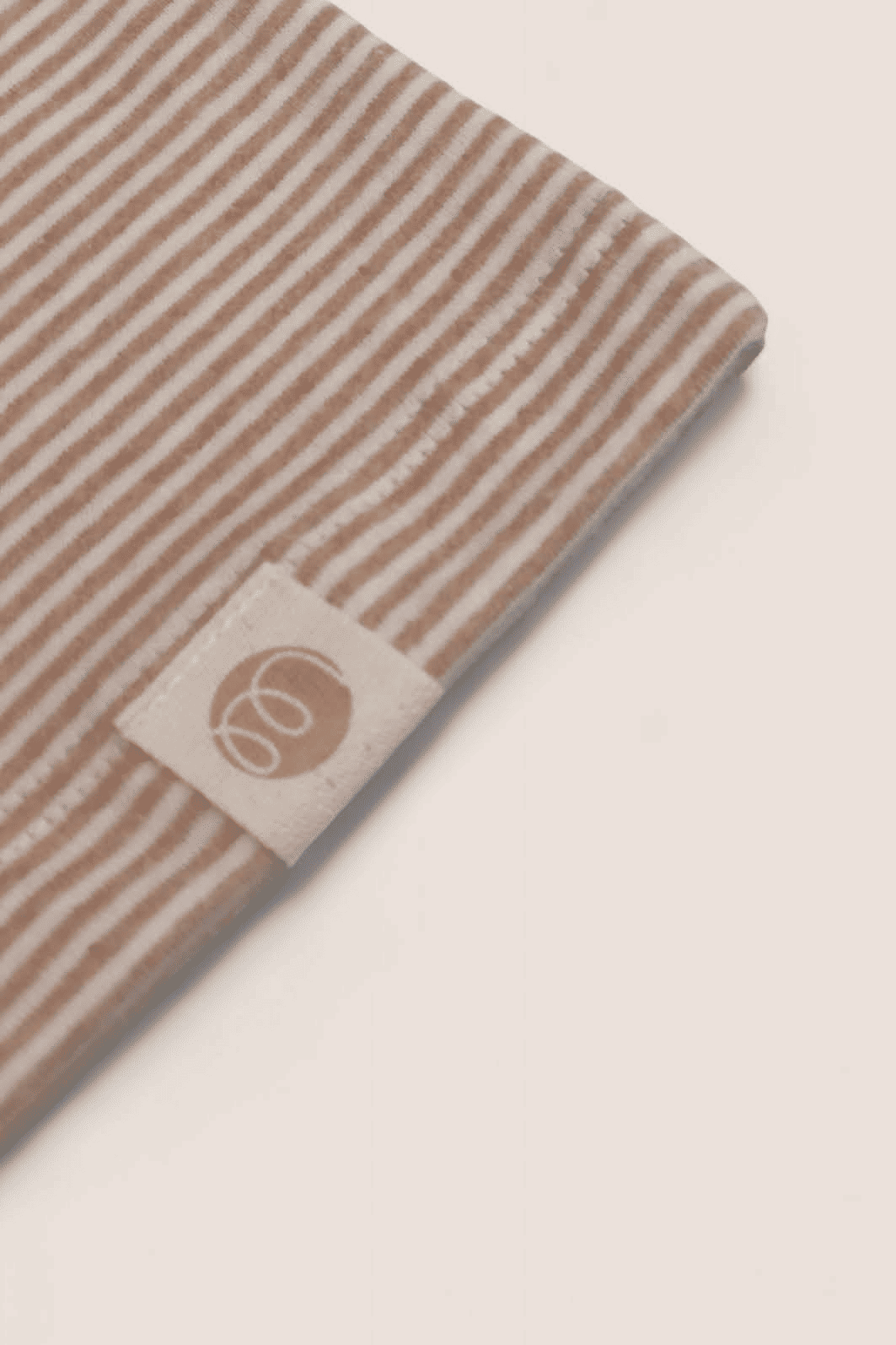 Conjunto Infantil Menino de Camiseta Longa e Calça Jogger - Listrado Off-Bege / Bege Kraft