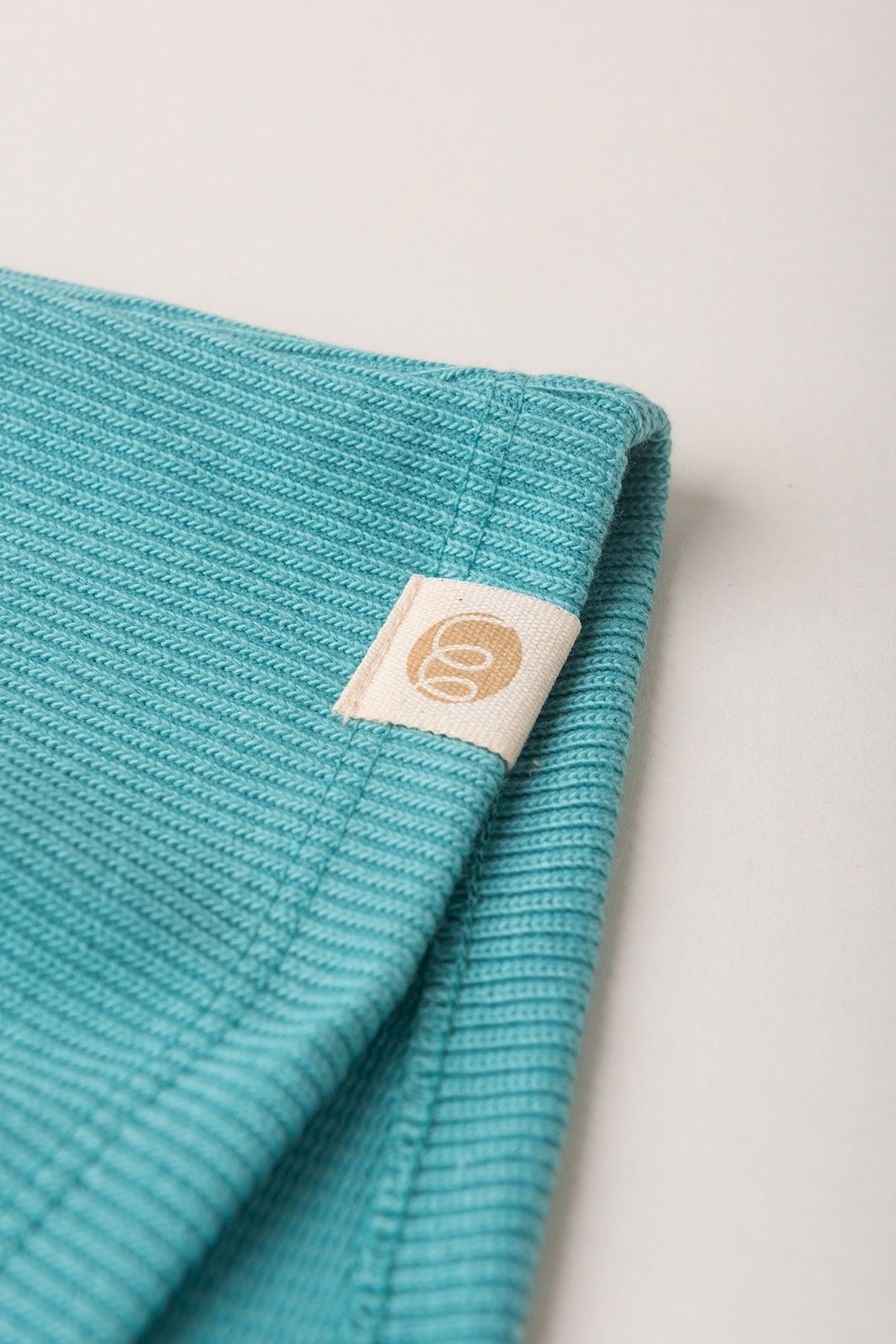 Shorts Menina Moletom Texturizado Algodão Sustentável - Verde Acqua Shorts Menina Moletom Texturizado Algodão Sustentável - Verde Acqua