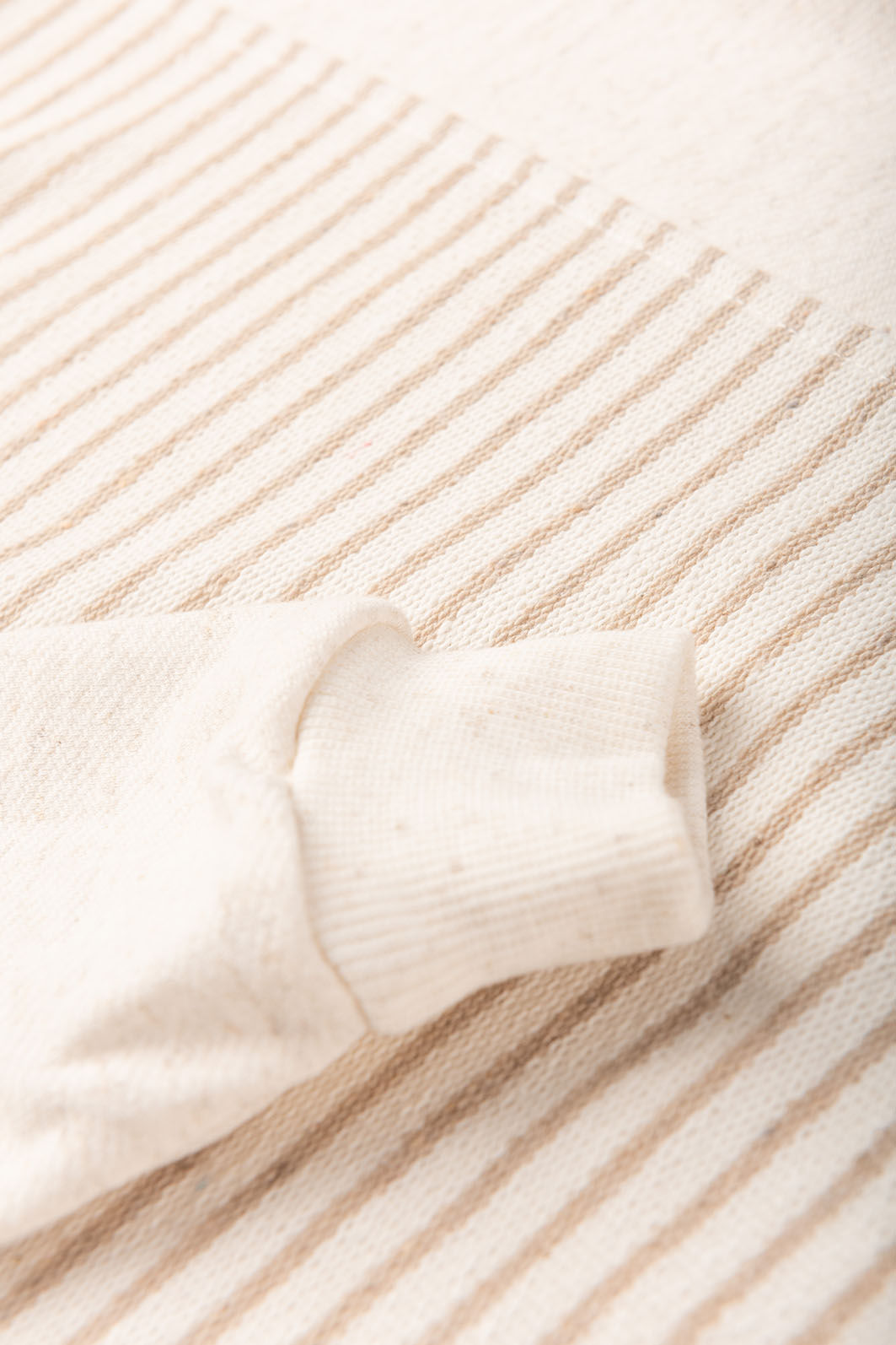 Blusa Infantil Moletom Duo Super Sustentável e Fio Reciclado Sustentável - Off Natural / Listrado Blusa Infantil Moletom Duo Super Sustentável e Fio Reciclado Sustentável - Off Natural / Listrado