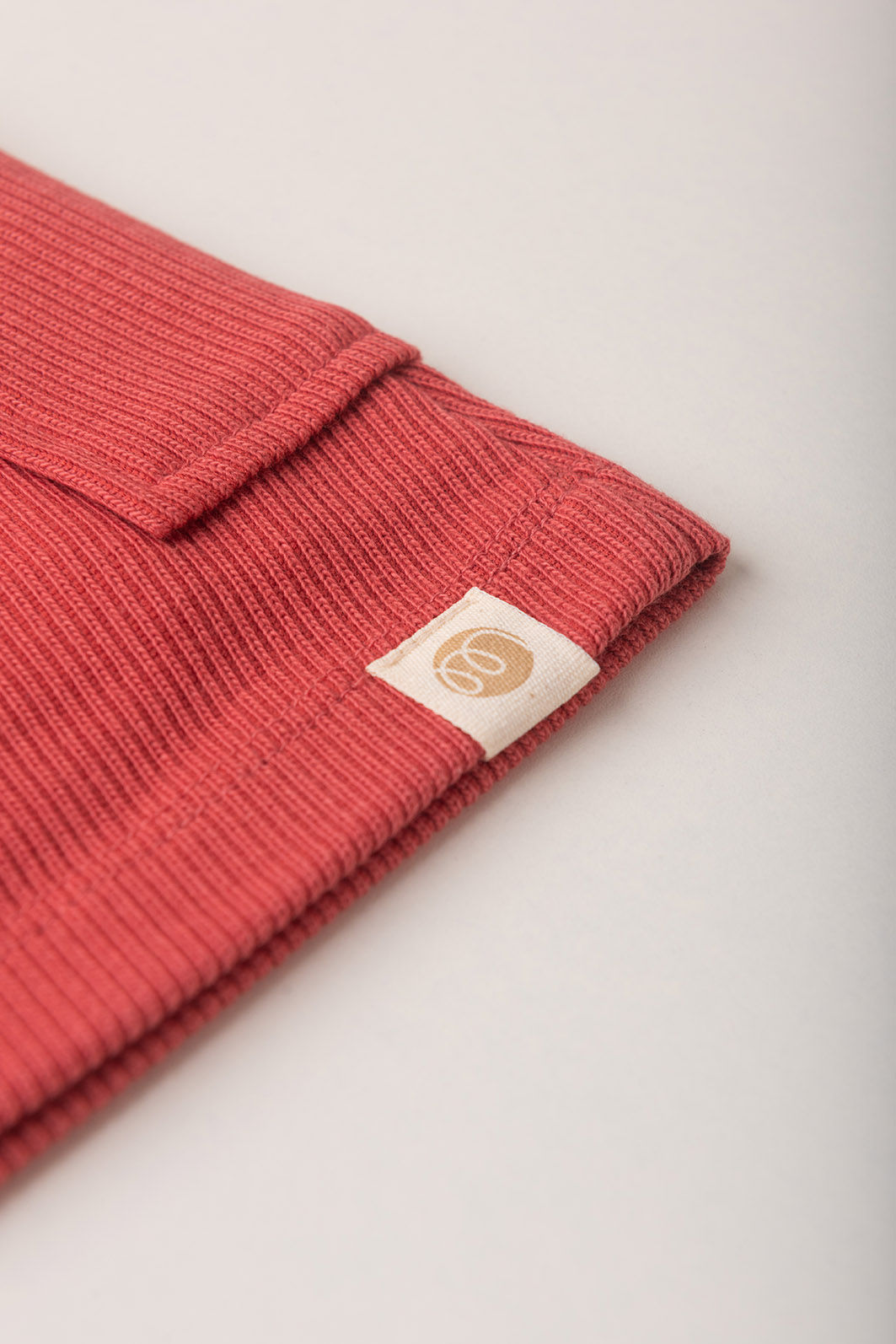 Saia Menina Com Shorts Moletom Texturizado Algodão Sustentável - Vermelho Cedro Saia Menina Com Shorts Moletom Texturizado Algodão Sustentável - Vermelho Cedro