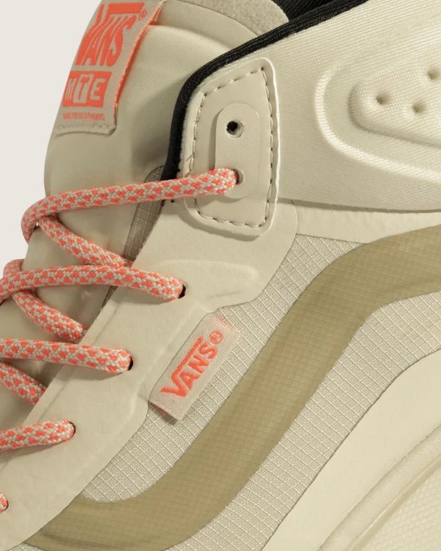 Tênis Vans Mte Crosspath Mid Coral Sands Tênis Vans Mte Crosspath Mid Coral Sands