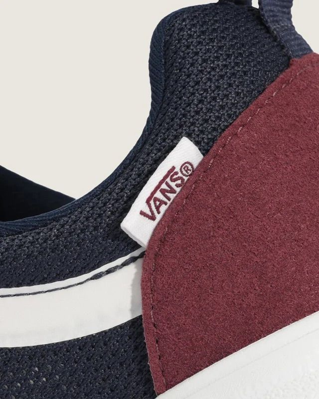 Tênis Vans Ultrarange Rapidweld Pomegranate White Tênis Vans Ultrarange Rapidweld Pomegranate White