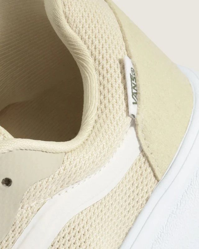 Tênis Vans Ultrarange Rapidweld Sandshell White Tênis Vans Ultrarange Rapidweld Sandshell White