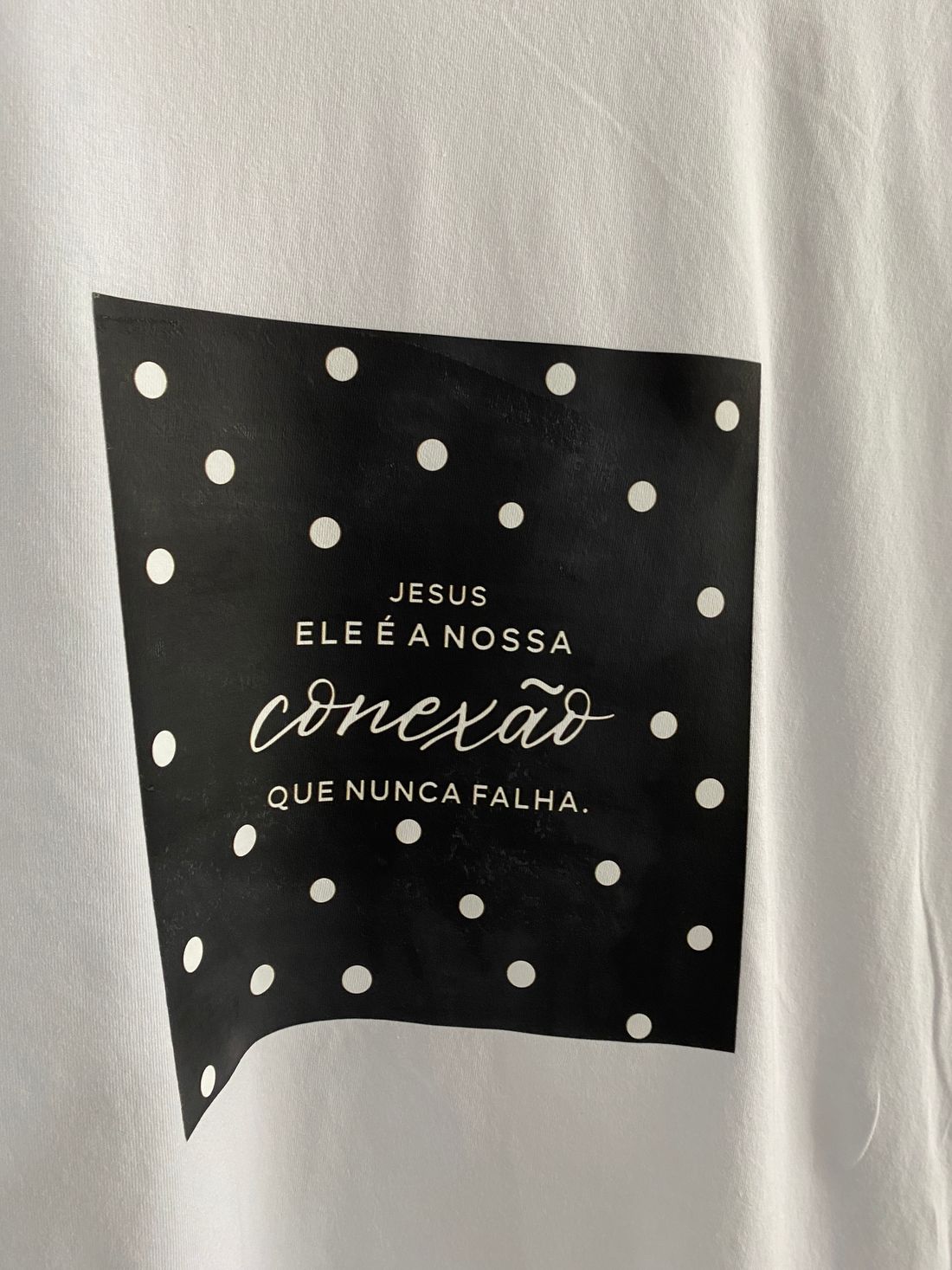 Tshirt Premium - ELE é a nossa conexão - Off White Tshirt Premium - ELE é a nossa conexão - Off White