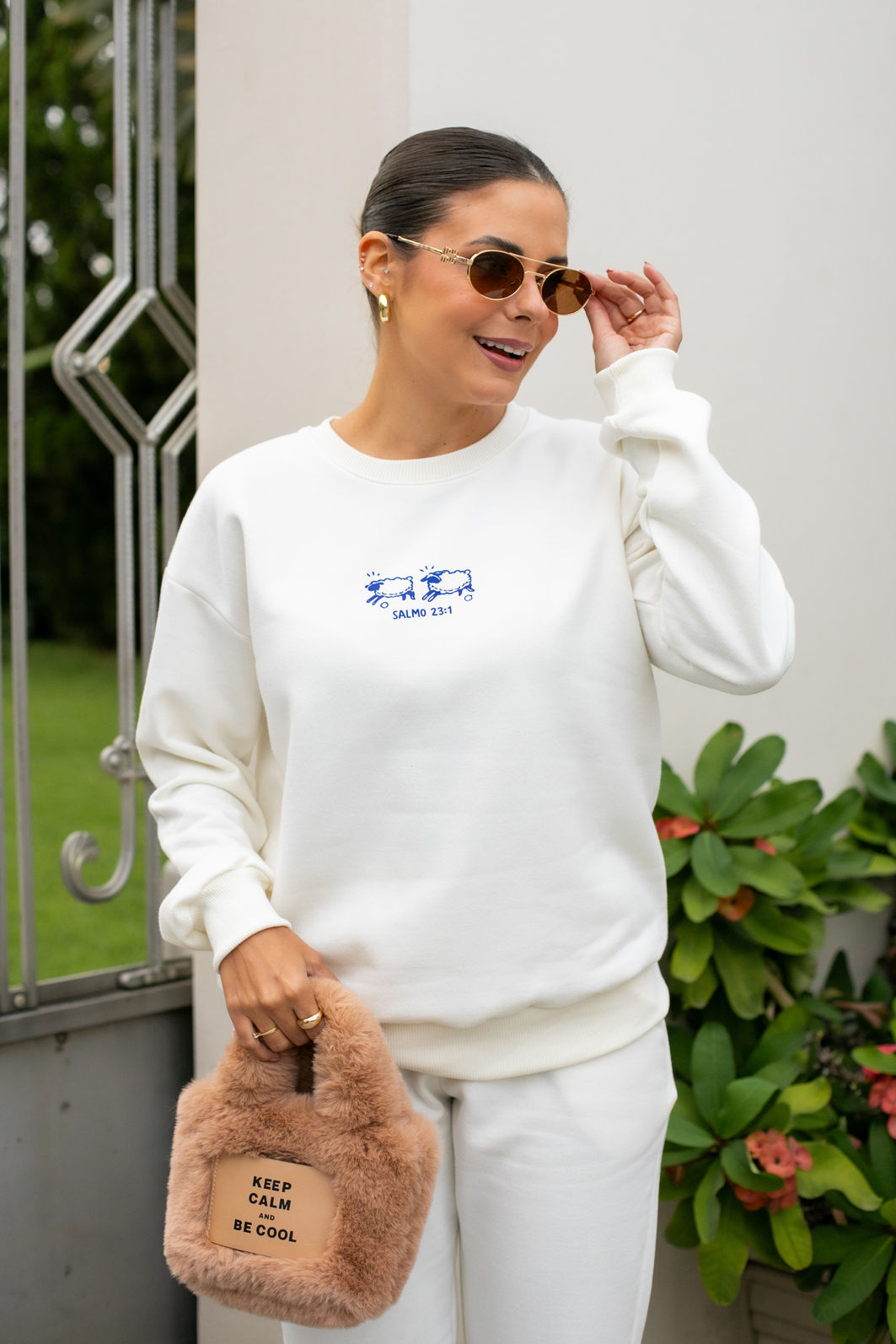 Conjunto de Moletom Sofy Estampado- Ovelha - Off White Conjunto de Moletom Sofy Estampado- Ovelha - Off White