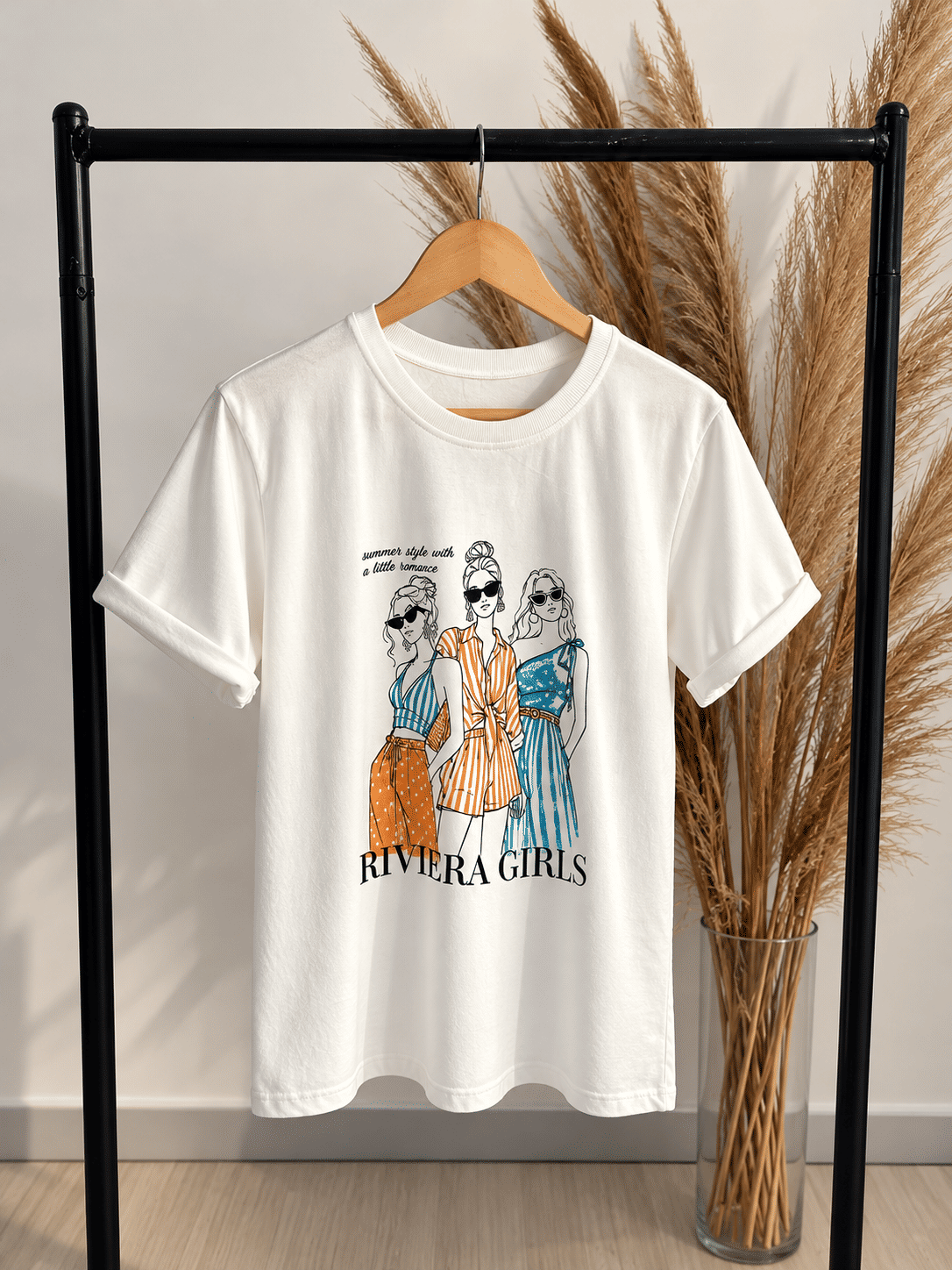 Tshirt Premium - Riviera Girls DTF - Off White Tshirt Premium - Riviera Girls DTF - Off White