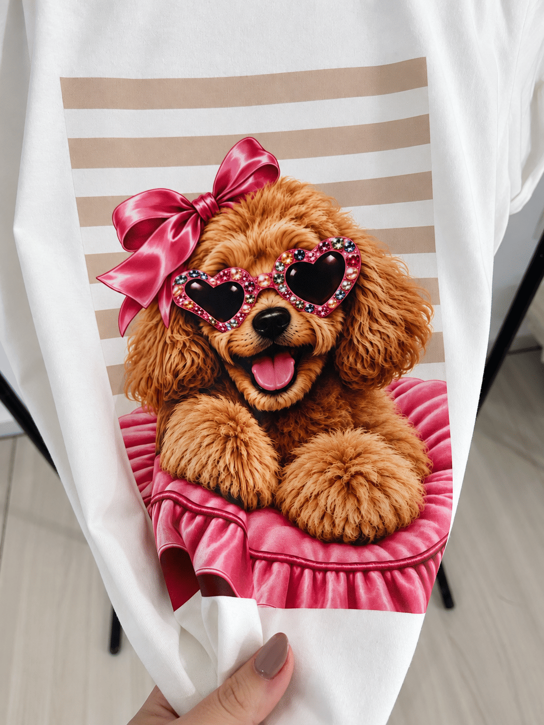Tshirt Premium - Poodle Laço Rosa DTF - Off White Tshirt Premium - Poodle Laço Rosa DTF - Off White