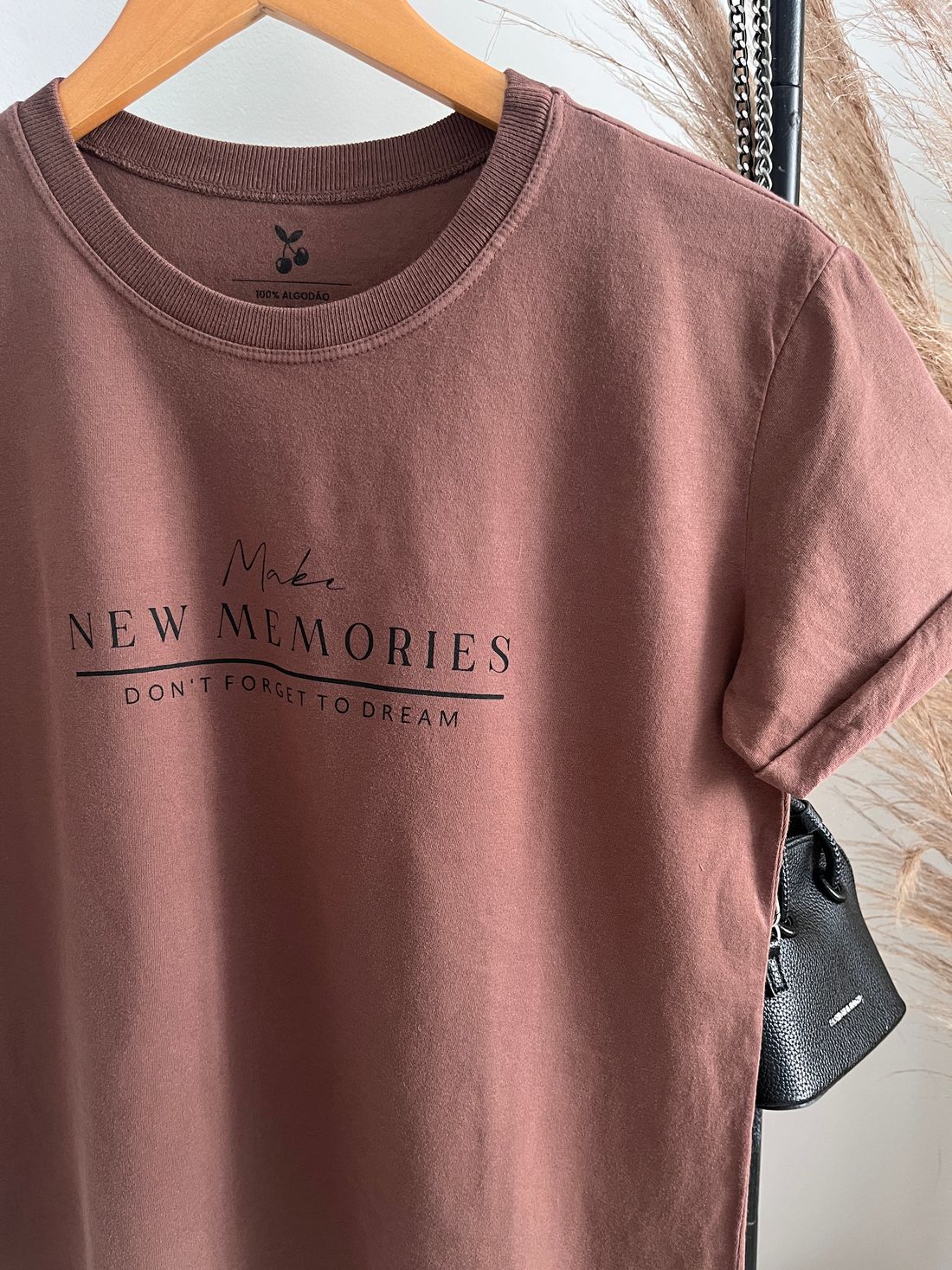 Tshirt Premium - New Memories - Marrom