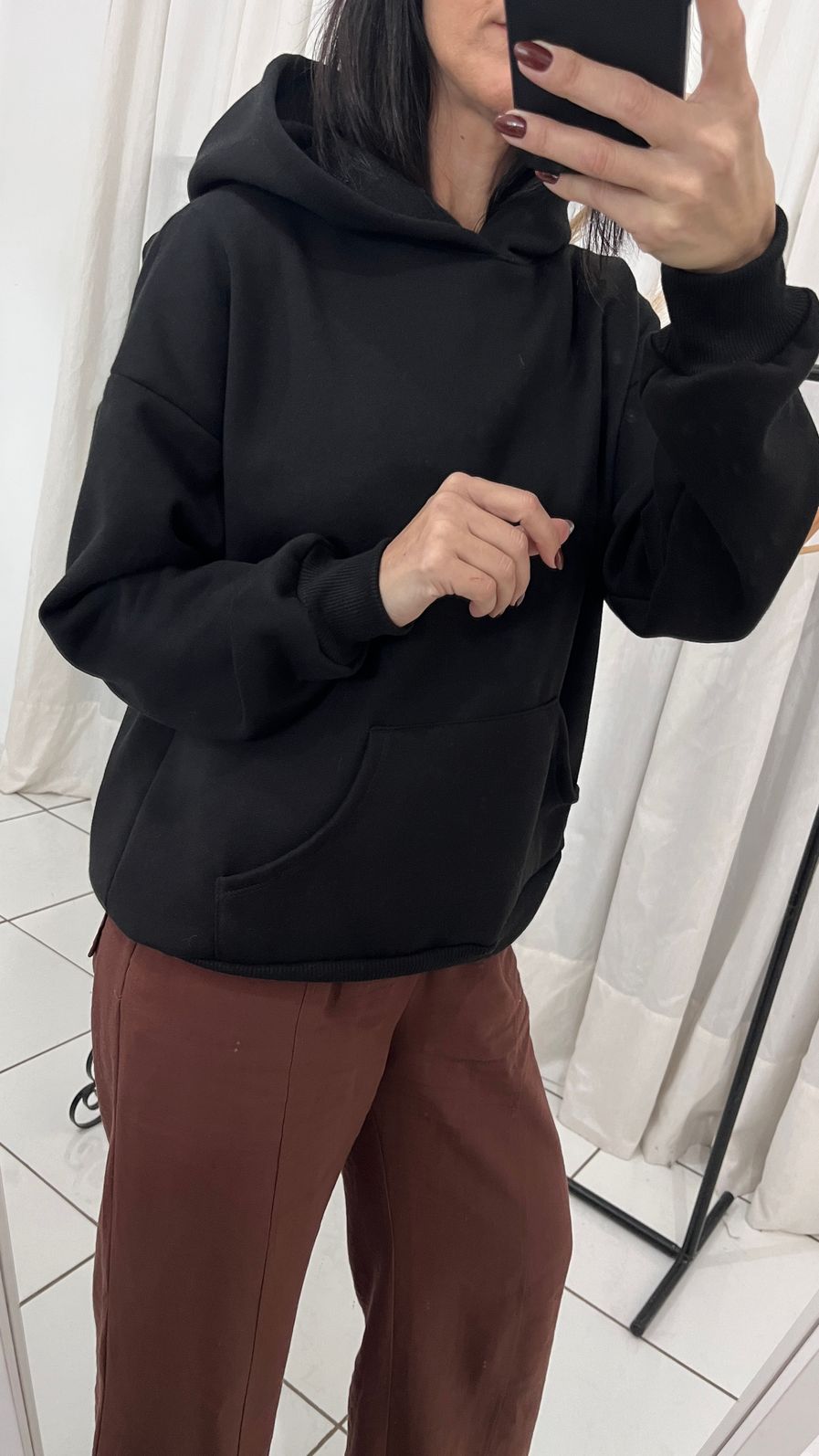 Blusa de Moletom Com Touca e Bolso - Preto Blusa de Moletom Com Touca e Bolso - Preto
