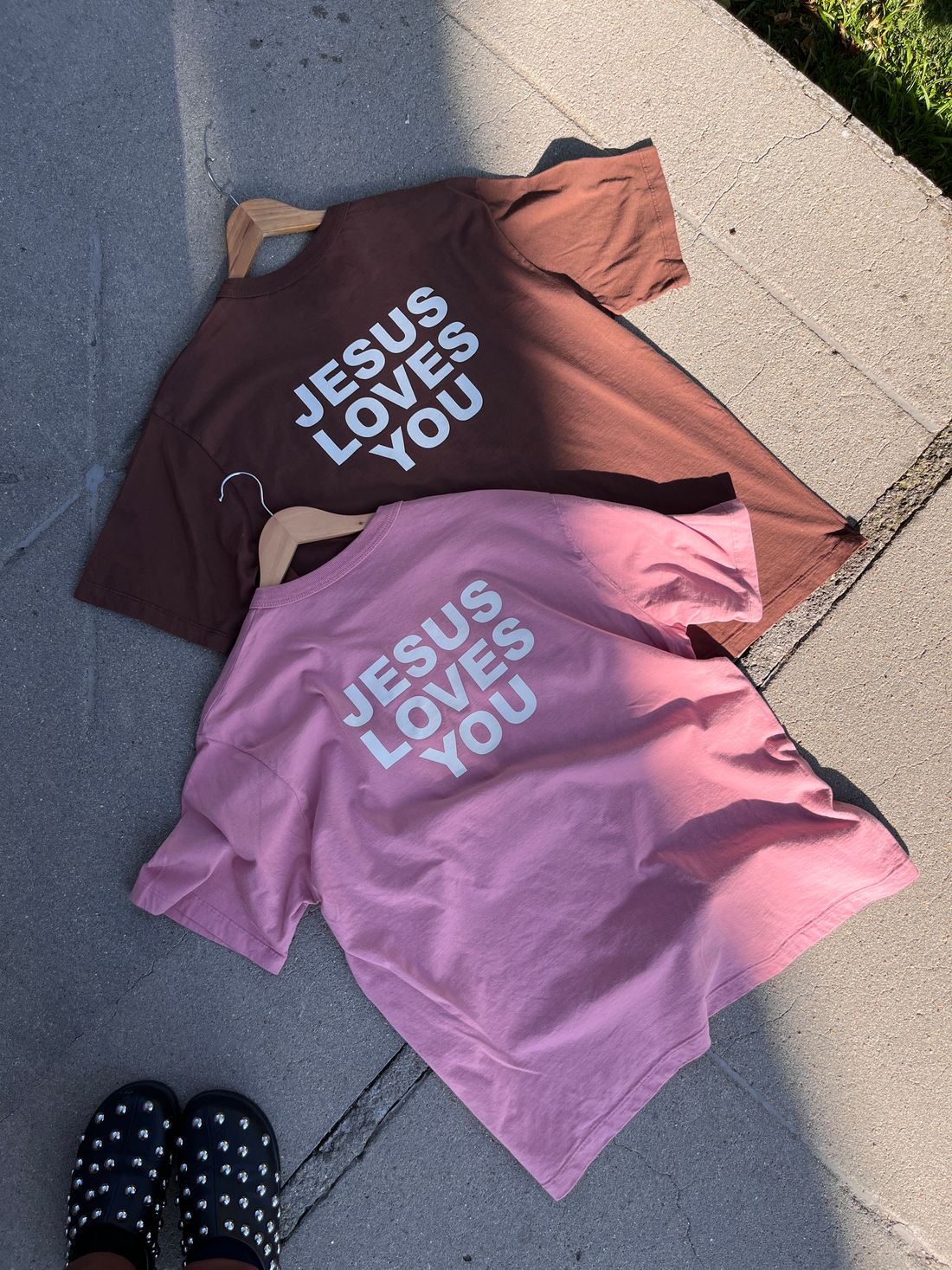 Tshirt Oversized - Jesus loves You - Rosa Chá Tshirt Oversized - Jesus loves You - Rosa Chá