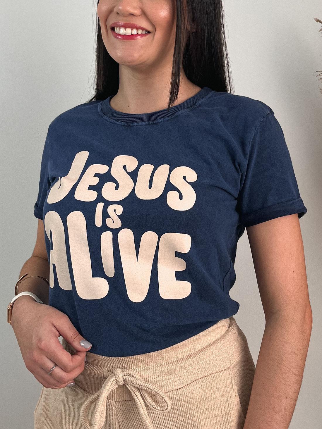 Tshirt Premium - Jesus is Alive - Azul Marmorizado Tshirt Premium - Jesus is Alive - Azul Marmorizado