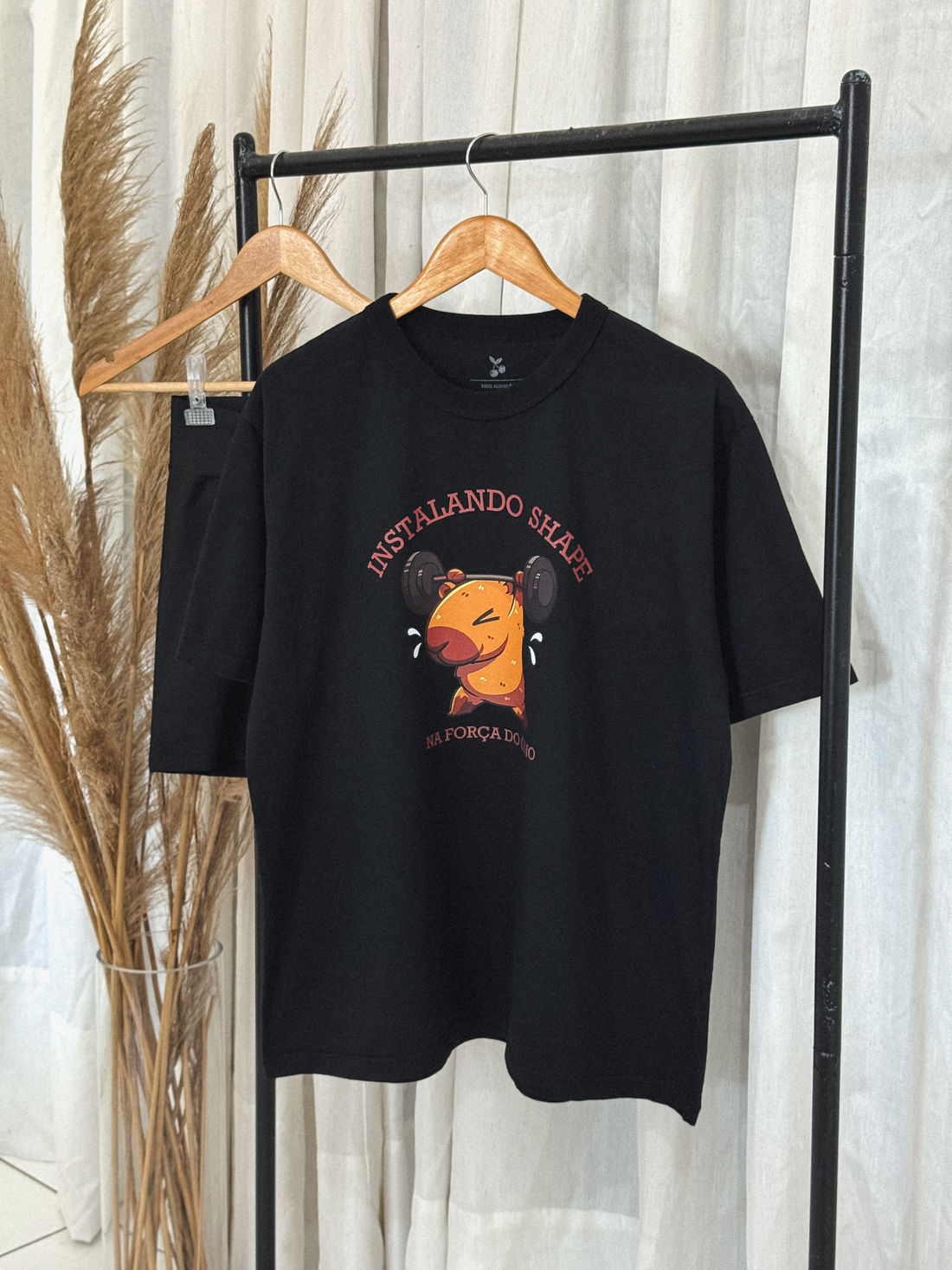 T-shirt Oversized - Instalando Shape - Preta