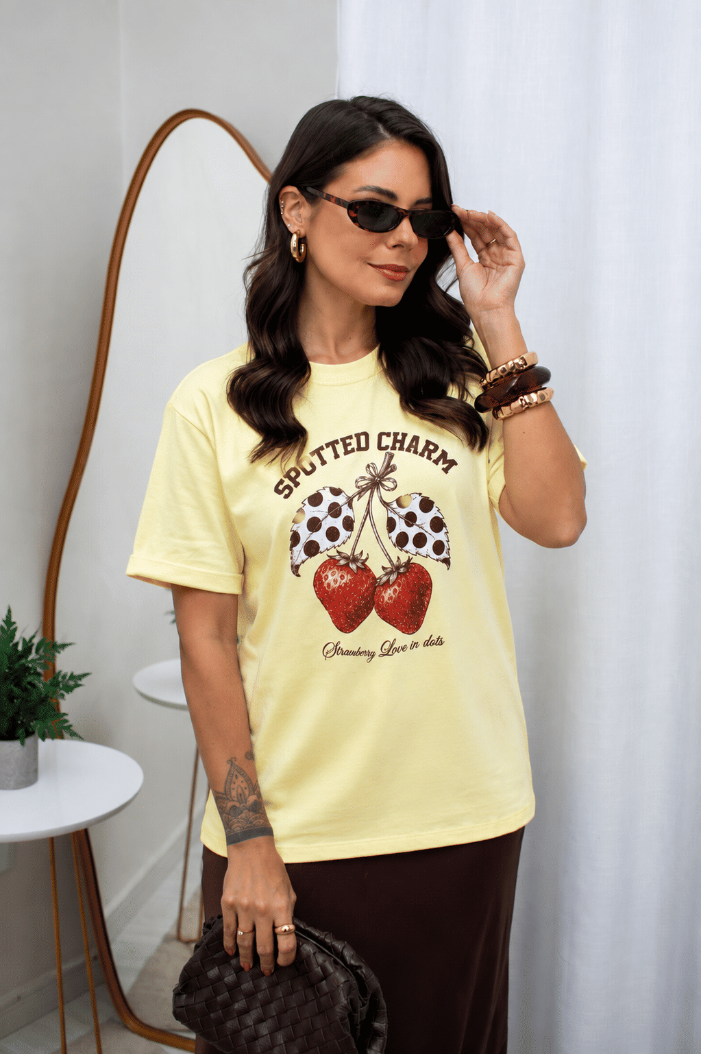 Tshirt Premium - Spotted Charm Morango - Amarelo Manteiga