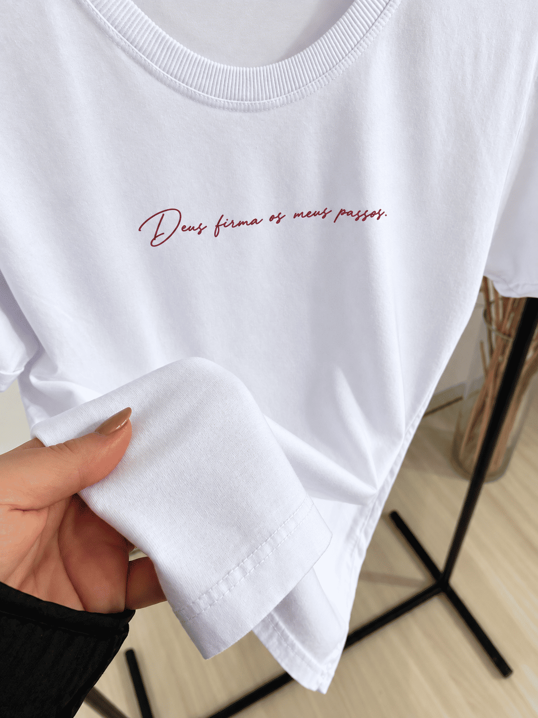 Tshirt Premium - Deus Firma os meus passos - Branca Tshirt Premium - Deus Firma os meus passos - Branca