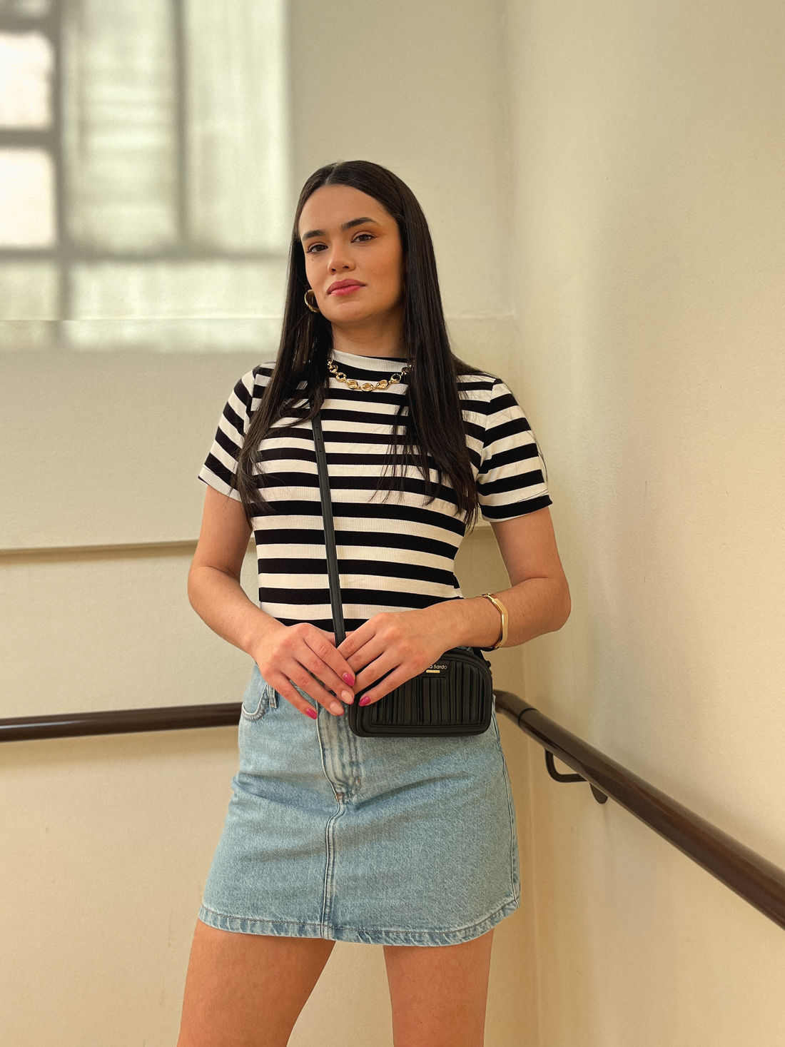 Blusa Anne Listrada Preta