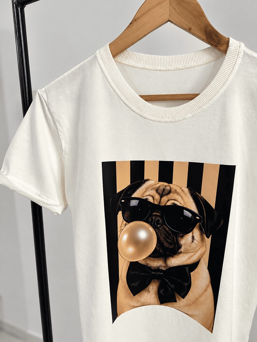 Tshirt Premium - Pug Listras DTF - Off White Tshirt Premium - Pug Listras DTF - Off White