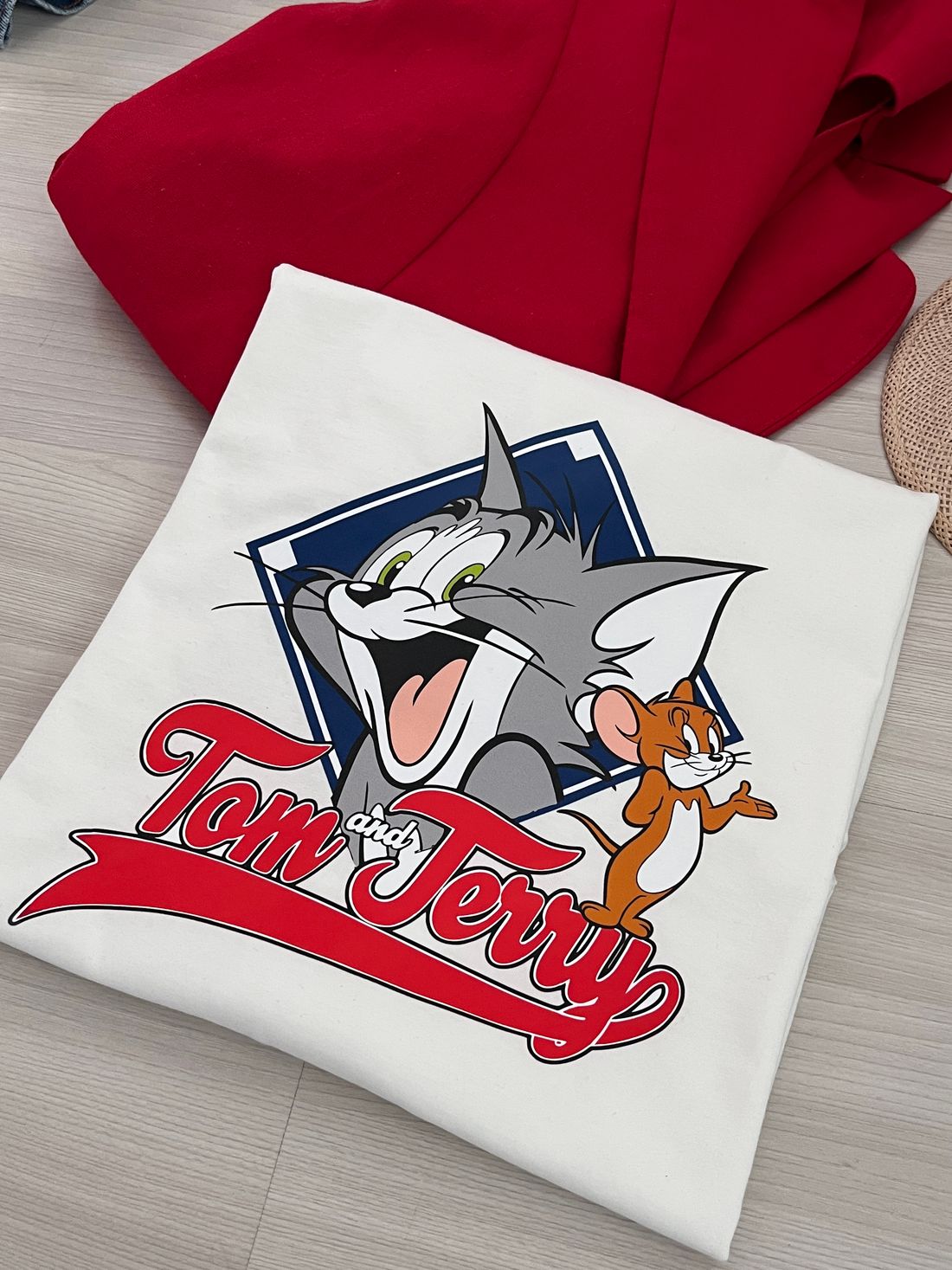 T-shirt Oversized - Tom and Jerry DTF - Off White T-shirt Oversized - Tom and Jerry DTF - Off White