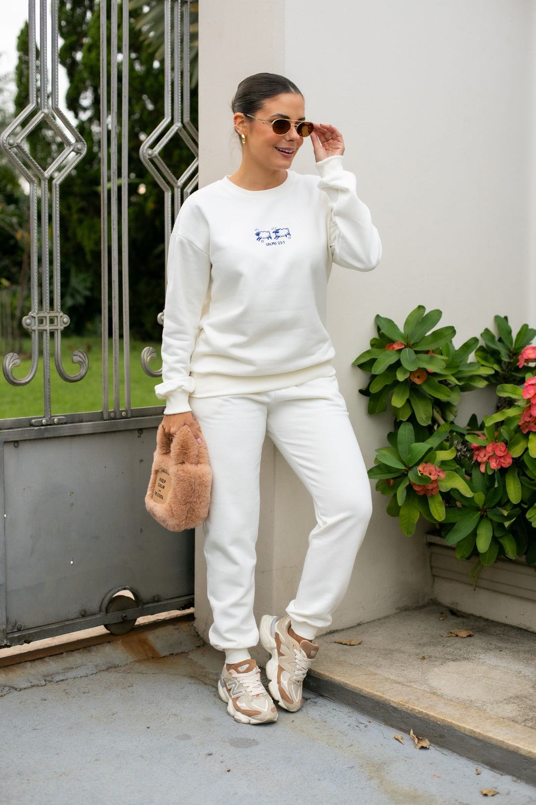 Conjunto de Moletom Sofy Estampado- Ovelha - Off White Conjunto de Moletom Sofy Estampado- Ovelha - Off White