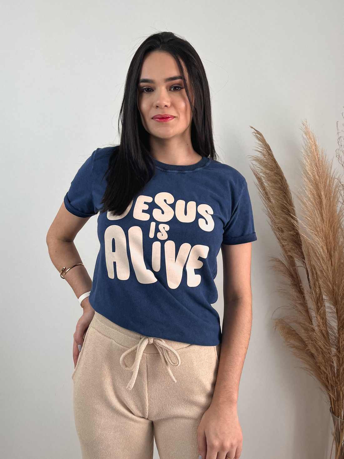 Tshirt Premium - Jesus is Alive - Azul Marmorizado Tshirt Premium - Jesus is Alive - Azul Marmorizado