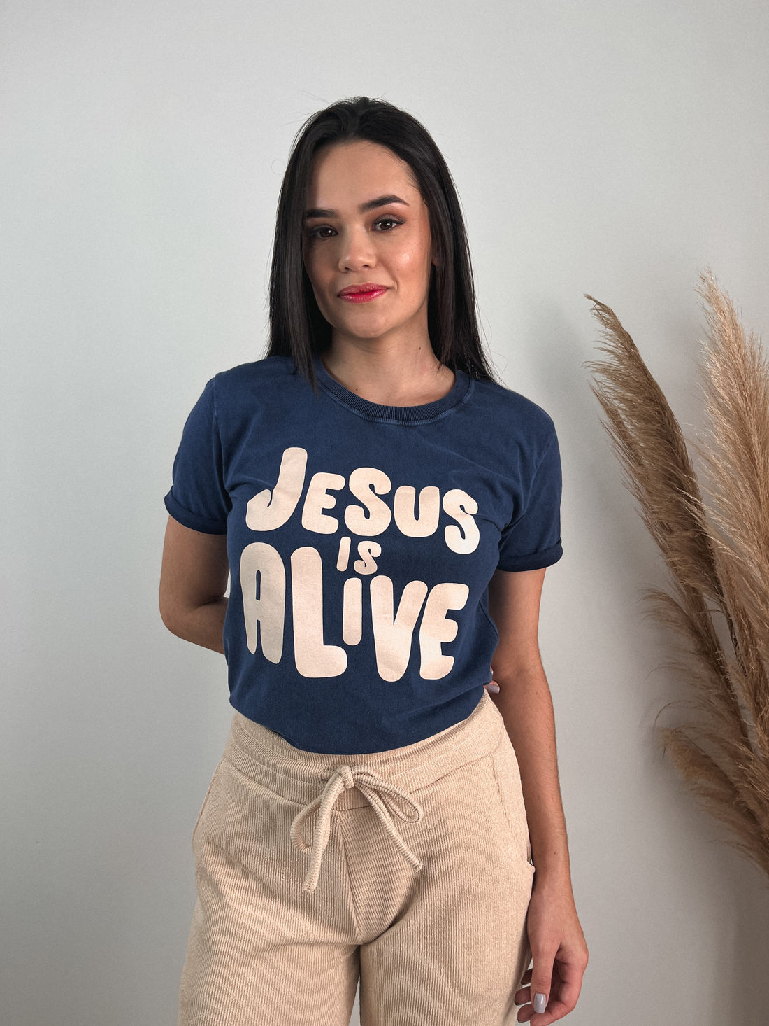 Tshirt Premium - Jesus is Alive - Azul Marmorizado Tshirt Premium - Jesus is Alive - Azul Marmorizado