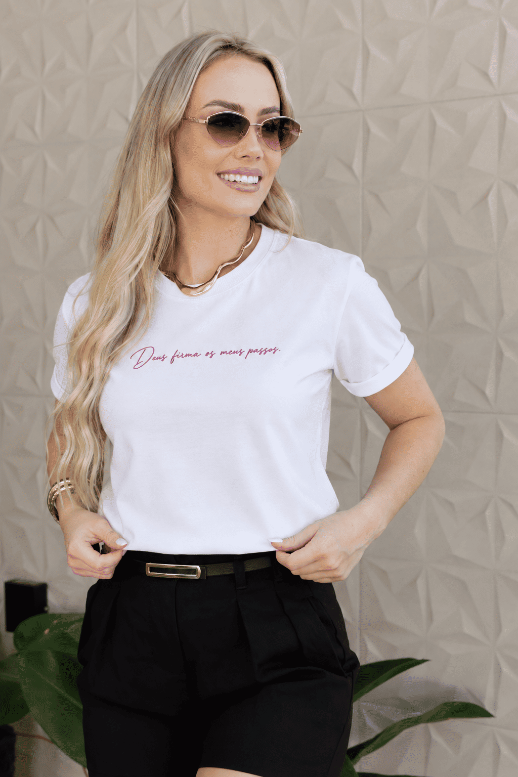 Tshirt Premium - Deus Firma os meus passos - Branca Tshirt Premium - Deus Firma os meus passos - Branca