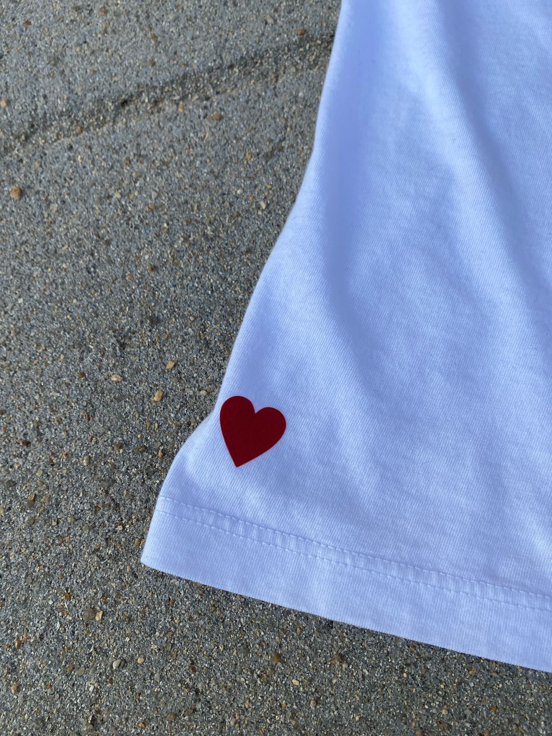 Tshirt Premium - O amor transforma sempre tudo - Branca Tshirt Premium - O amor transforma sempre tudo - Branca