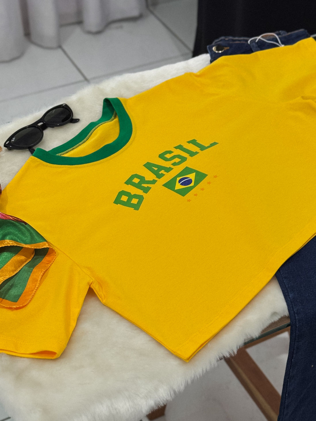 Cropped Oversized Copa Brasil - Amarelo