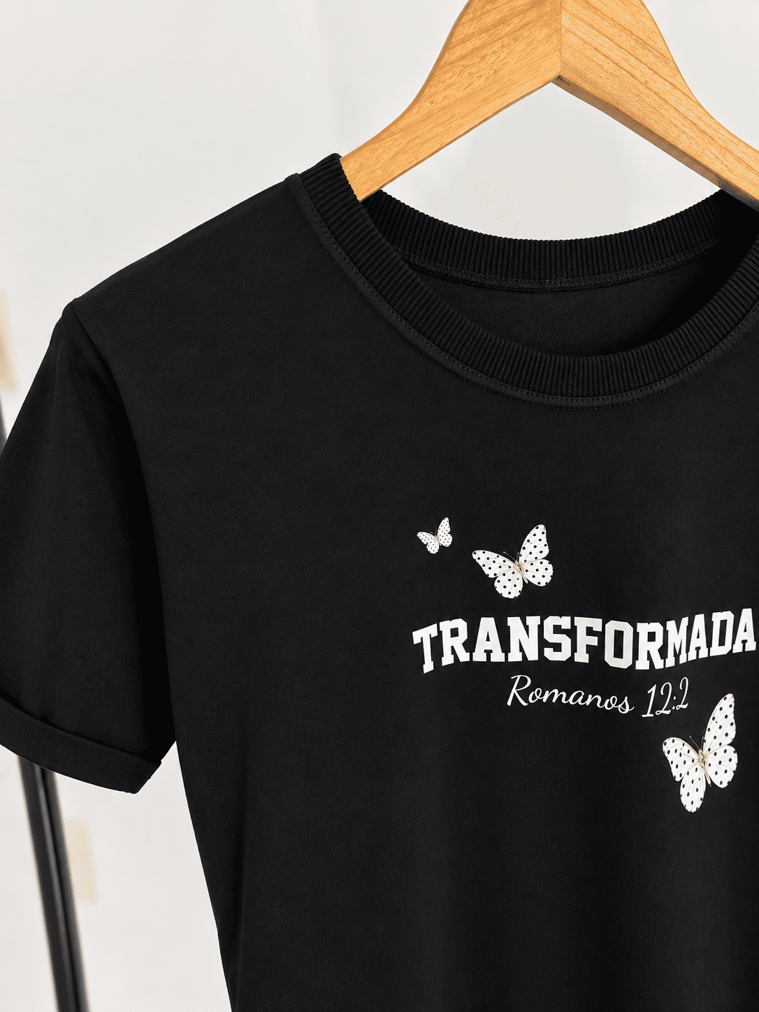 Tshirt Premium - Romanos 12:2 - Preta Tshirt Premium - Romanos 12:2 - Preta