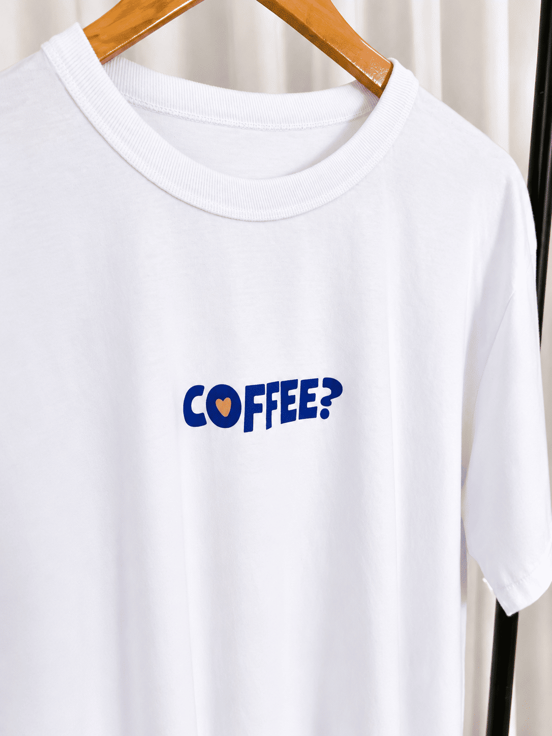 Tshirt Oversized - Want Some Coffee - Branca Tshirt Oversized - Want Some Coffee - Branca