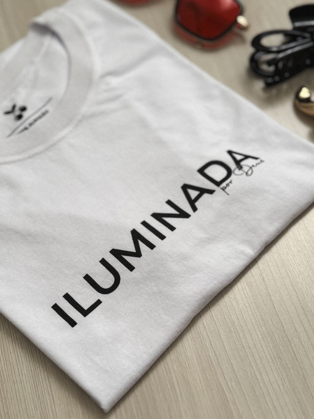 Tshirt Premium - Iluminada - Branca Tshirt Premium - Iluminada - Branca