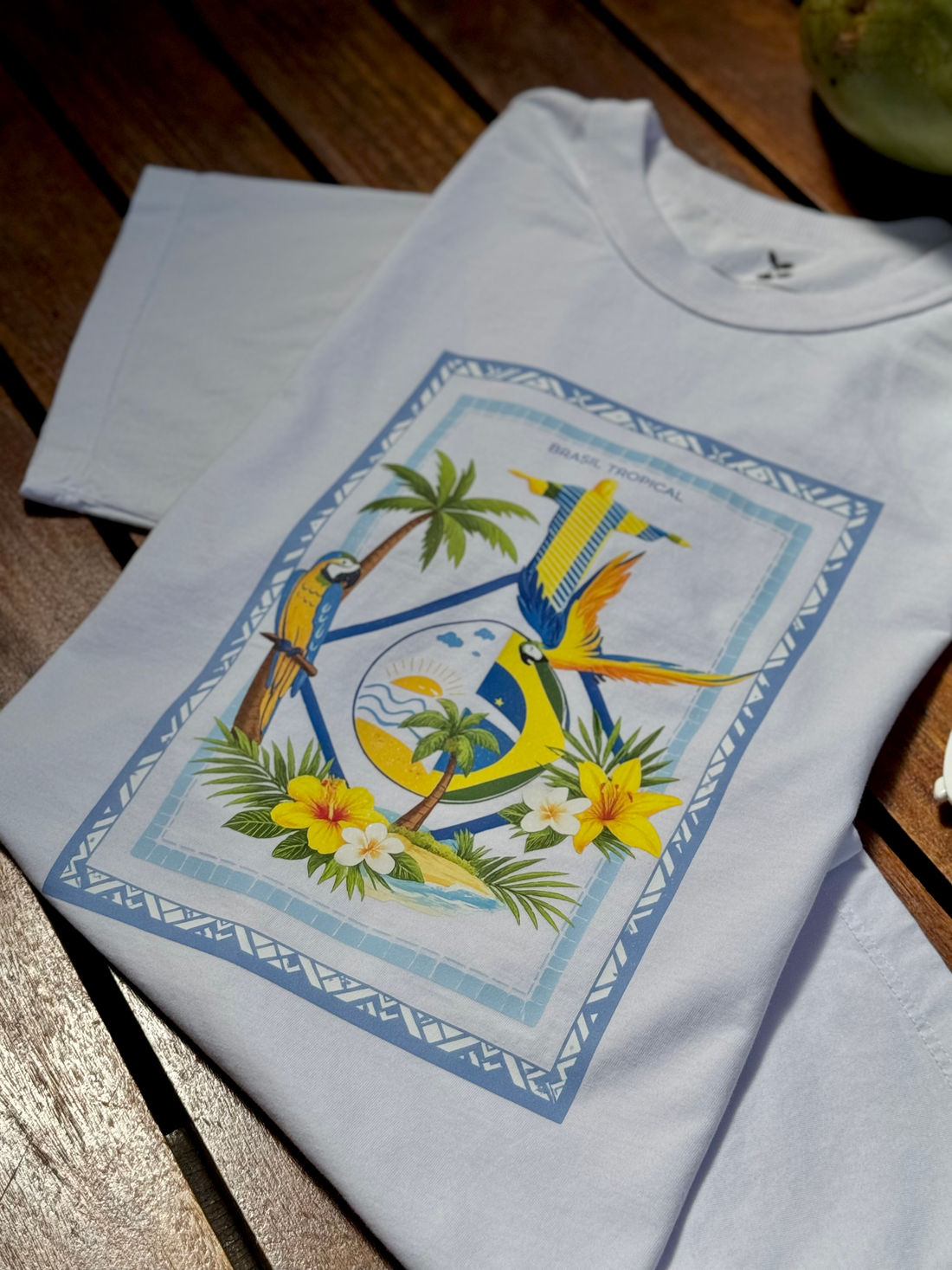 T-shirt Oversized - Brasil Tropical DTF - Branca T-shirt Oversized - Brasil Tropical DTF - Branca
