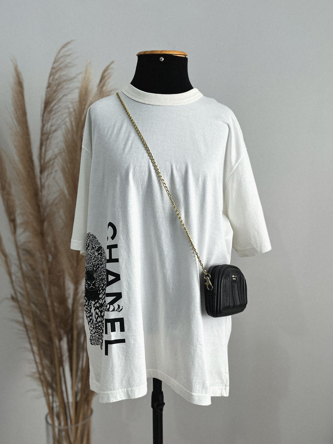 Tshirt Oversized - Channel Costas - Branca