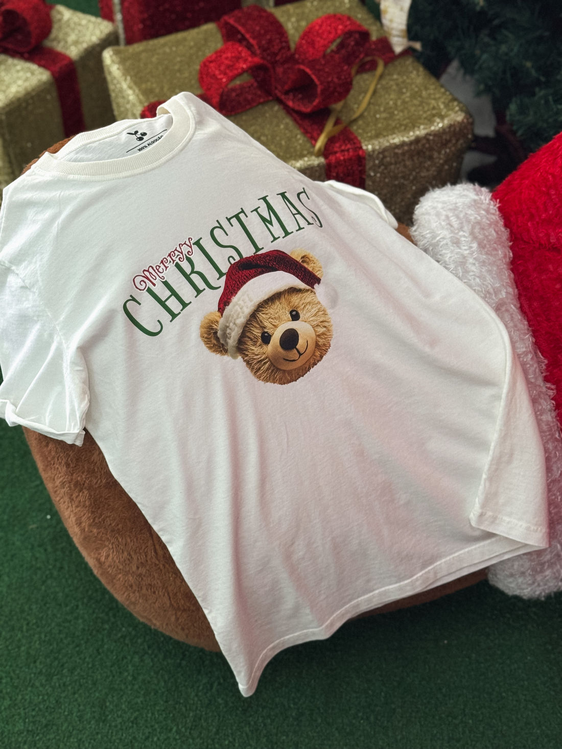 Tshirt Premium - Merryy Christmas DTF - Off White Tshirt Premium - Merryy Christmas DTF - Off White