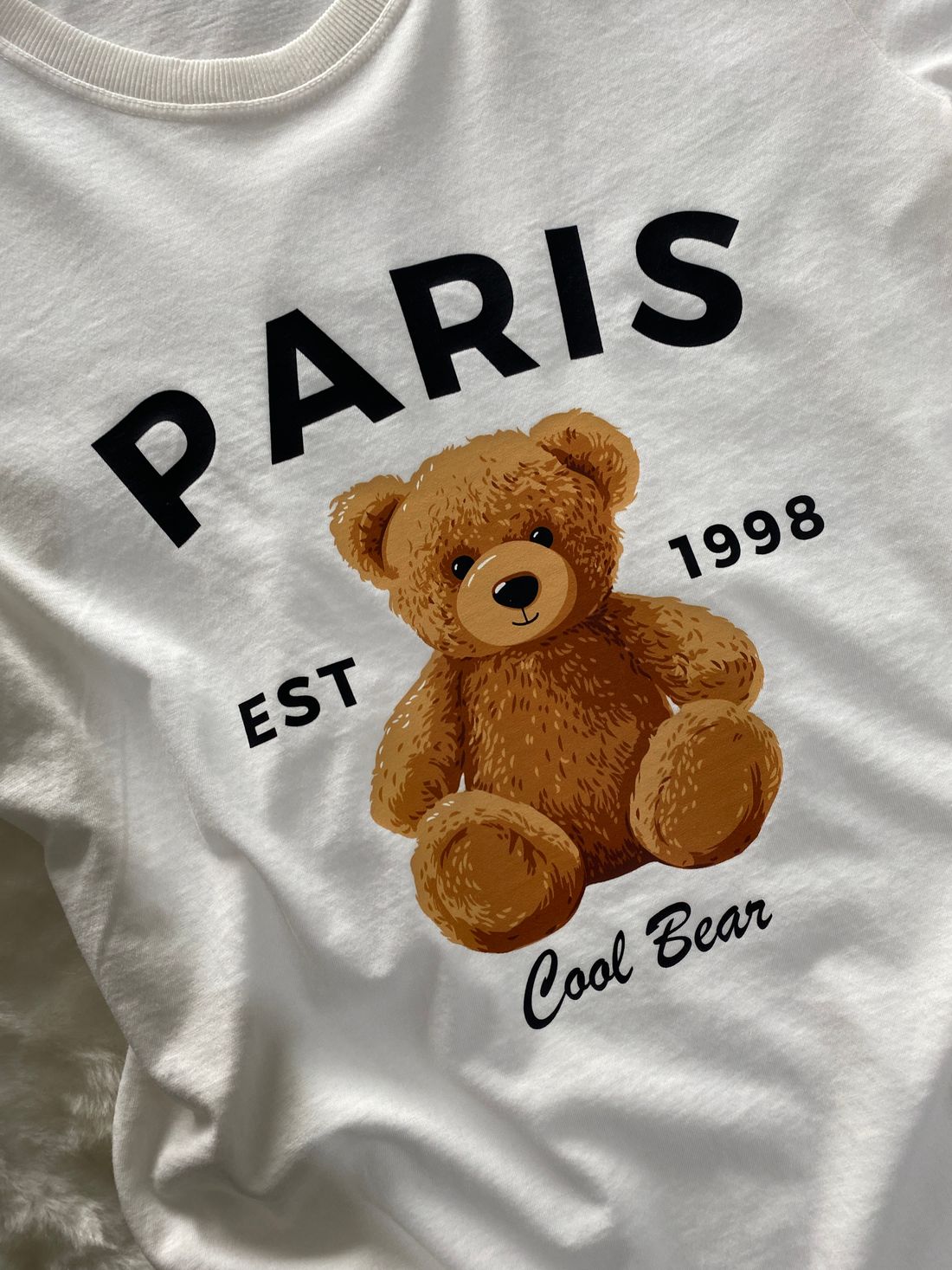 Tshirt Premium - Paris DTF - Off White Tshirt Premium - Paris DTF - Off White