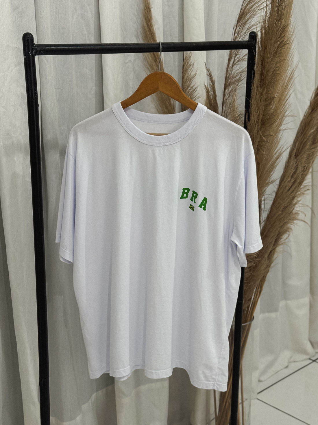 Tshirt Oversized - BRA verde - Branca