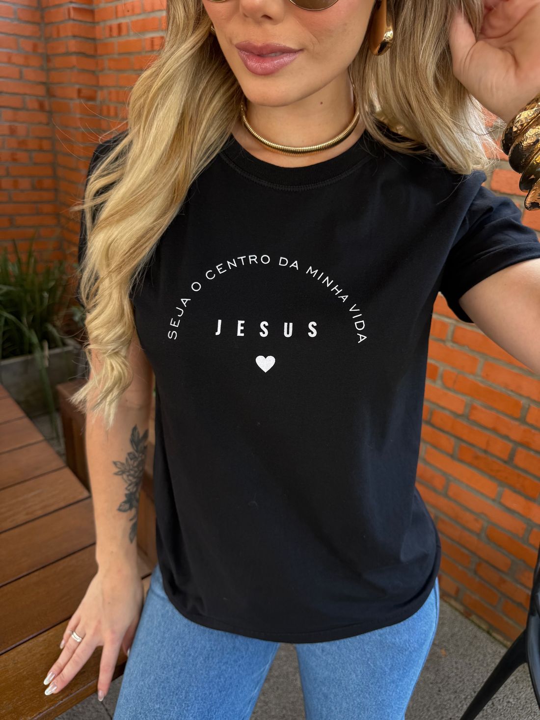 Tshirt Premium - Jesus ❤ - Preta Tshirt Premium - Jesus ❤ - Preta