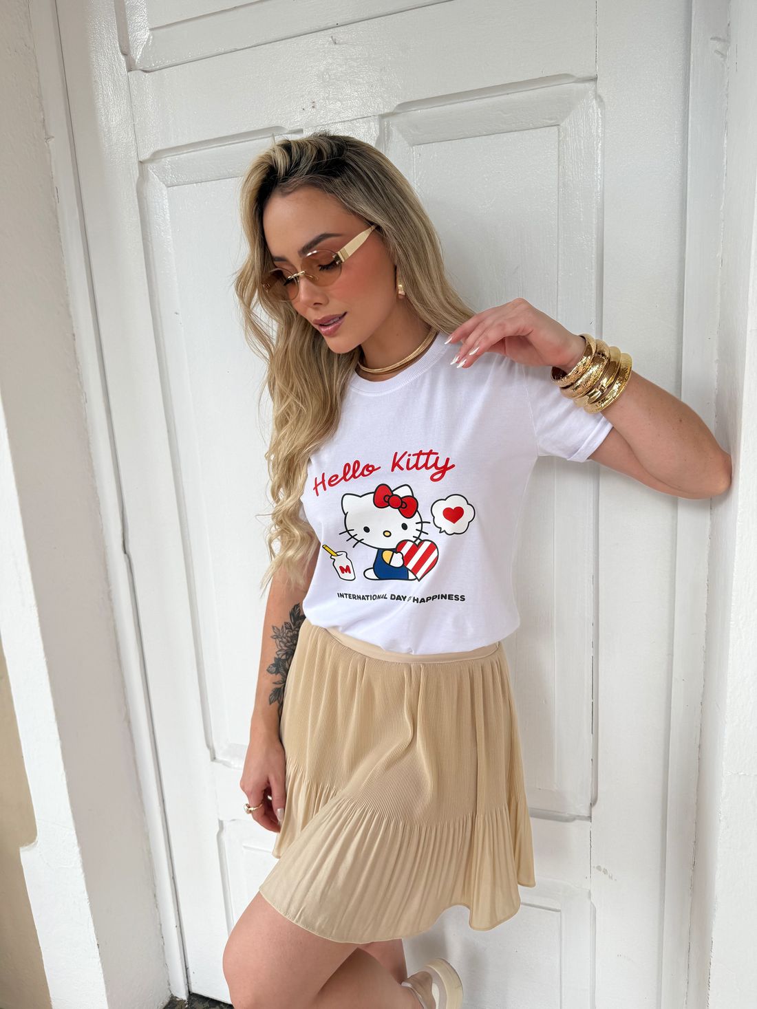 Tshirt Premium - Hello Kitty 2 DTF - Branca Tshirt Premium - Hello Kitty 2 DTF - Branca