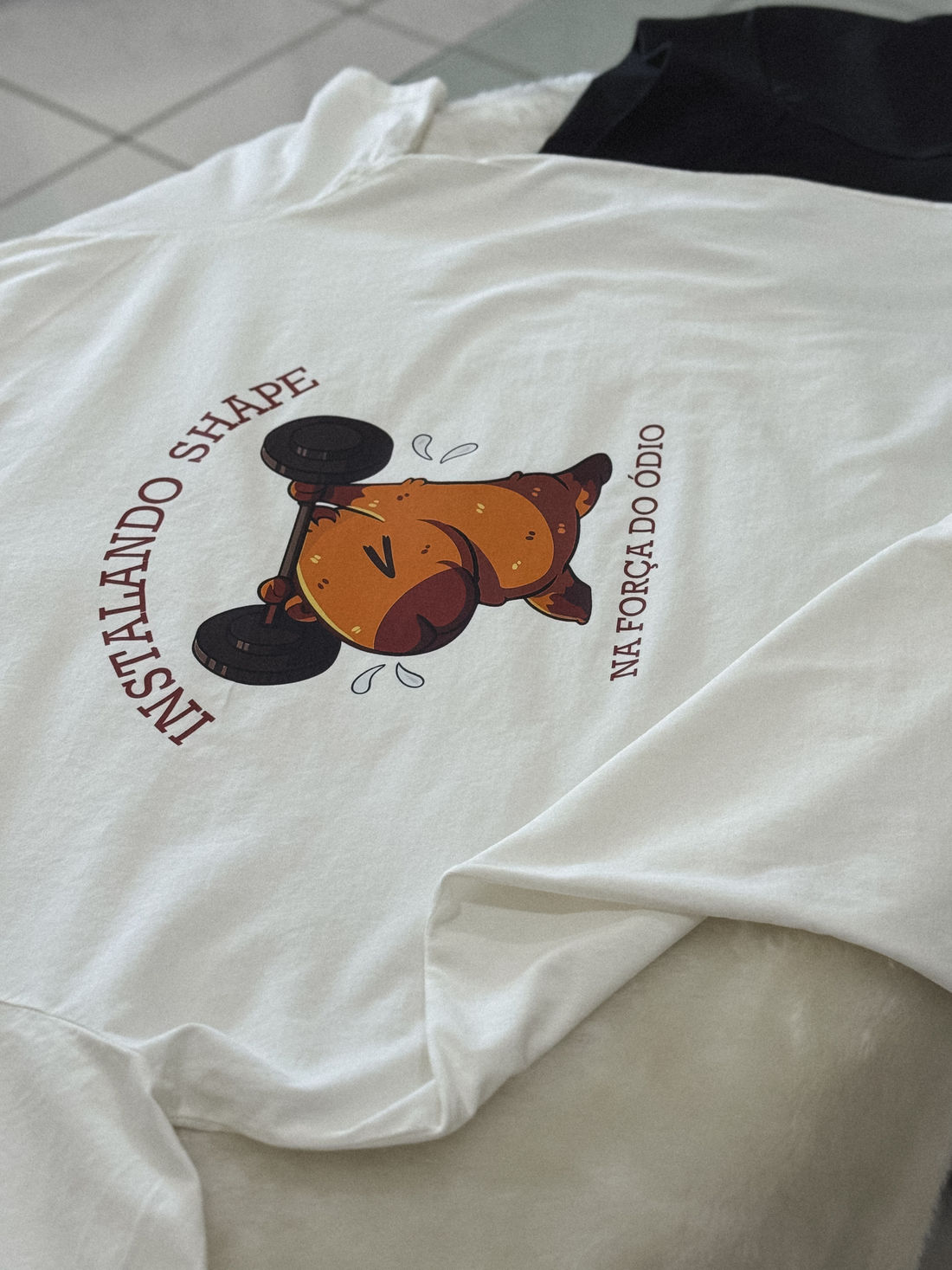 T-shirt Oversized - Instalando Shape - Off White