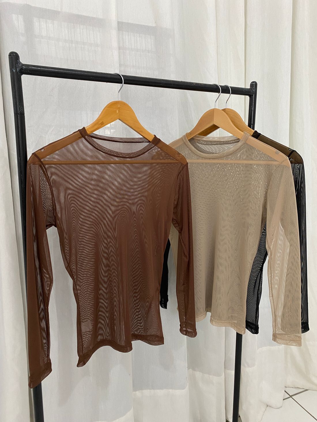Blusa de Tule - Marrom Blusa de Tule - Marrom
