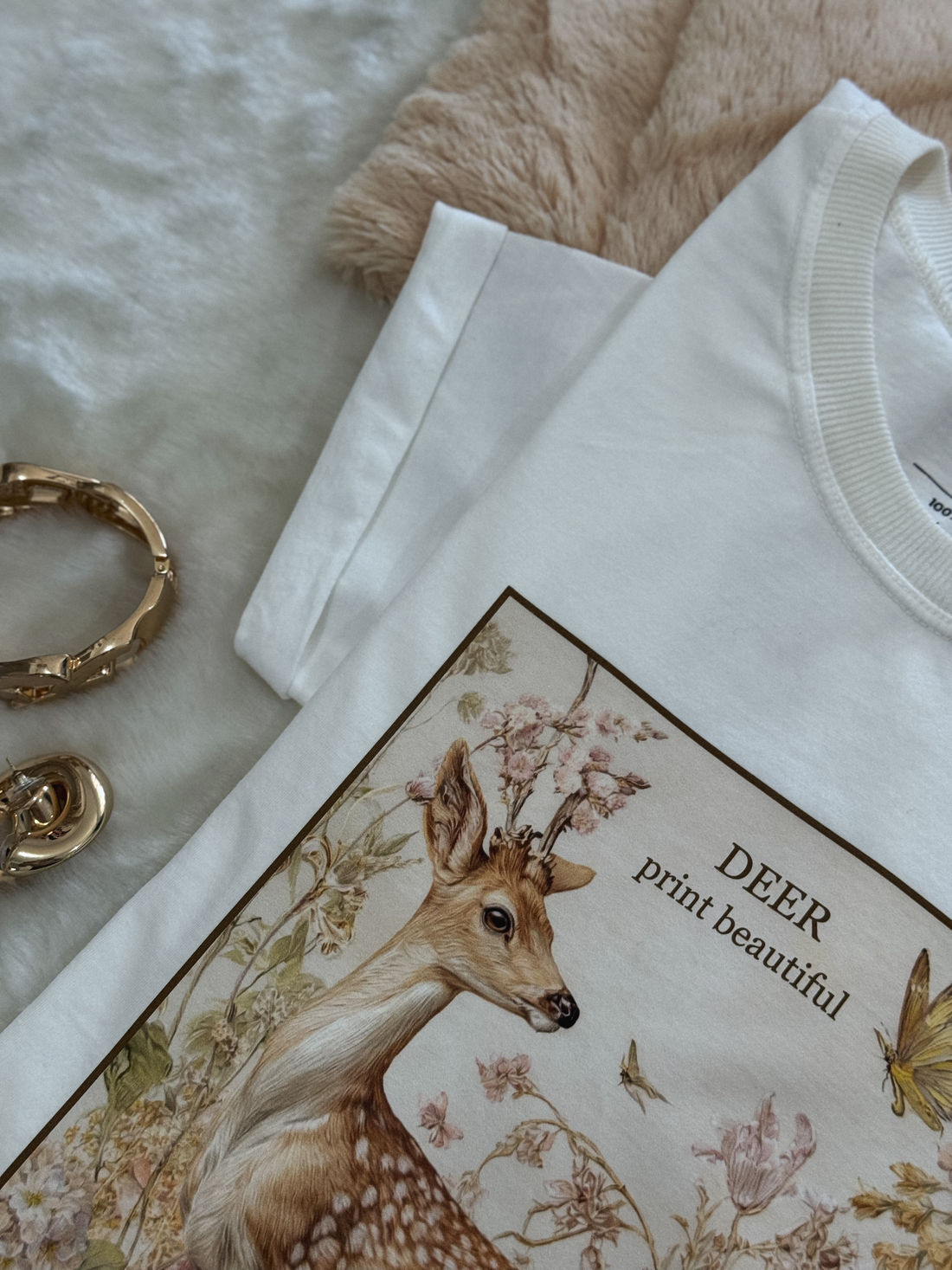 Tshirt Premium - Deer DTF - Off White Tshirt Premium - Deer DTF - Off White